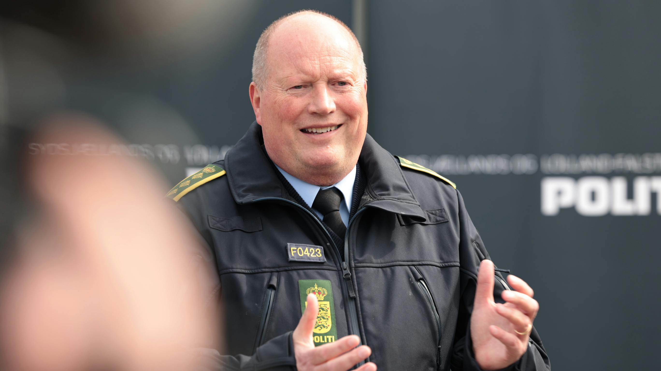 Kim Kliver kæmpede for at holde tårerne tilbage, da han på et pressemøde sidste år kunne fortælle, at en 13-årig pige var blevet fundet efter at have været væk i ét døgn. Nu vil politiinspektøren være borgmester.