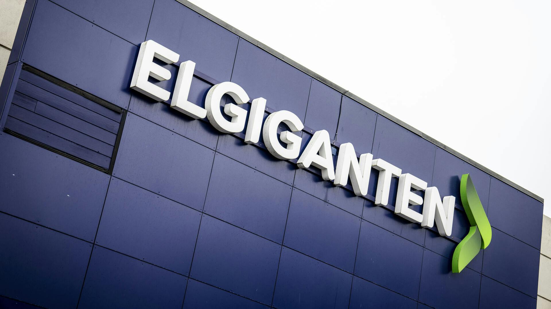 Elgiganten er kommet i alvorlige problemer, efter det viste sig, at det slet ikke var omkostningsfrit at låne penge i den kendte kæde. Det blev kunderne ellers lovet.