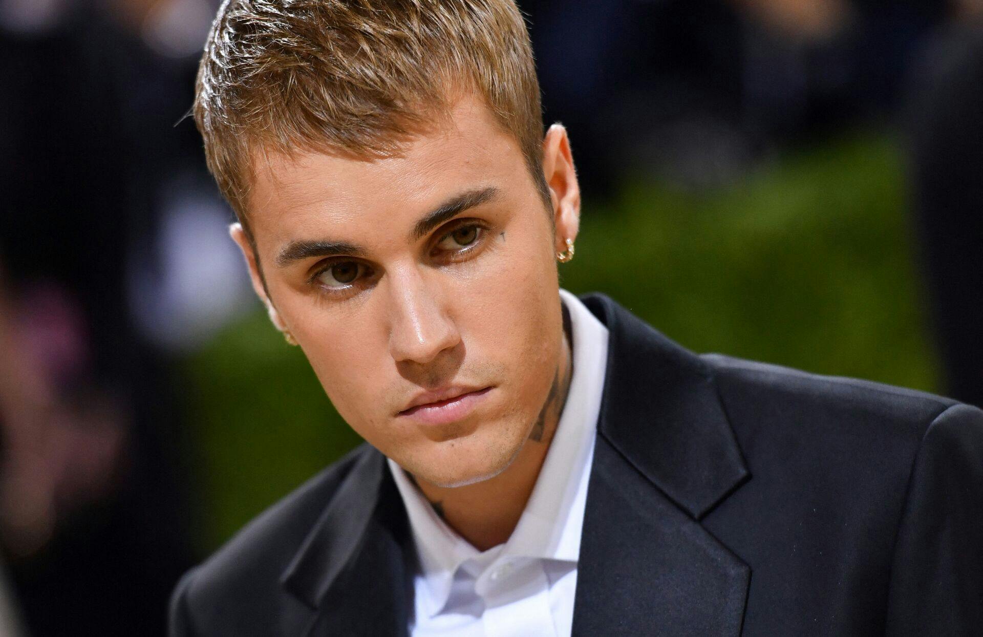 (ARKIV) (FILES) In this file photo taken on September 13, 2021 Canadian singer Justin Bieber arrives for the 2021 Met Gala at the Metropolitan Museum of Art in New York. Canadisk sanger Justin Bieber fylder 30 år fredag den 1. marts 2024. (Foto: ANGELA WEISS/Ritzau Scanpix)