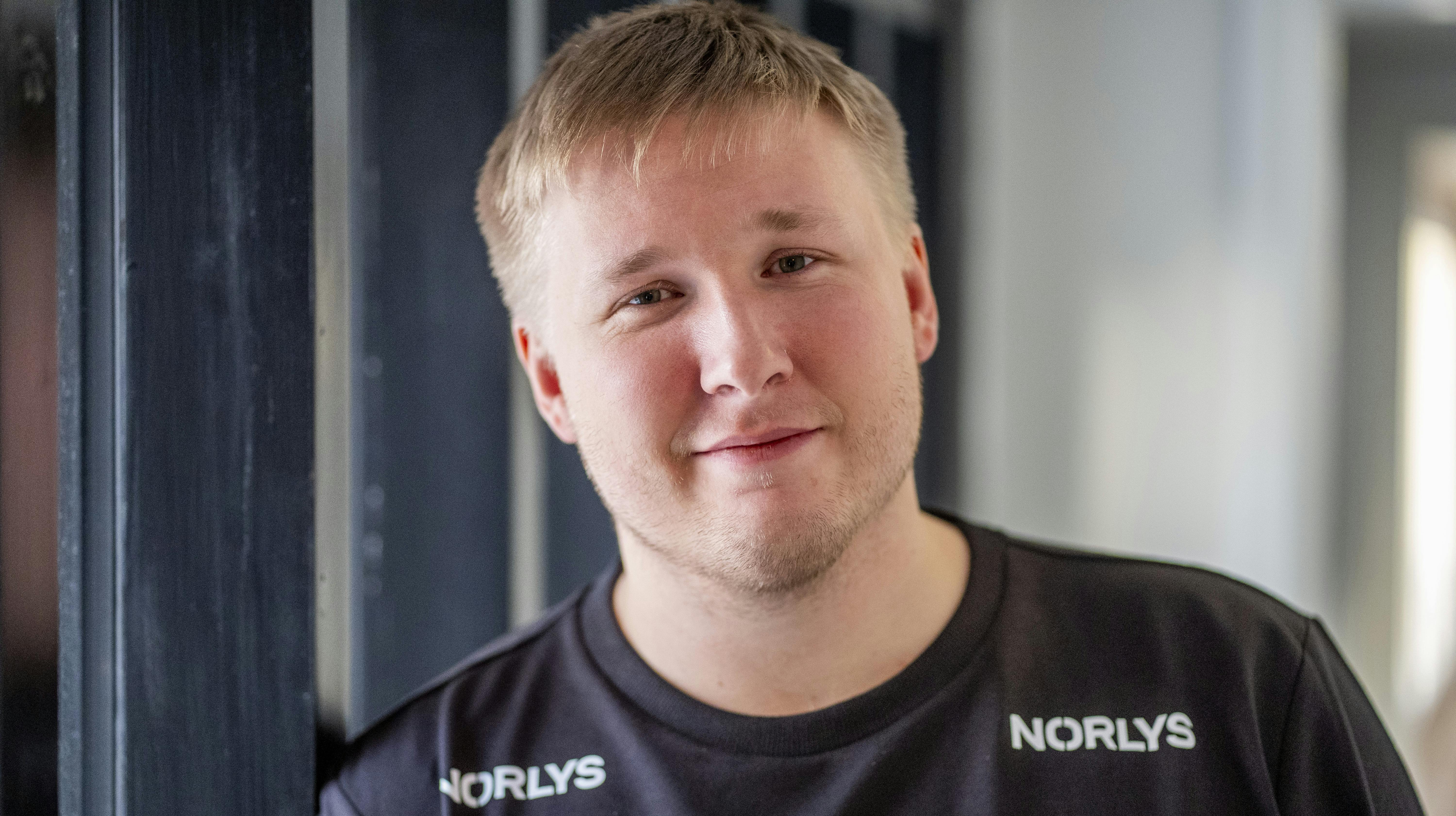 Emil Nielsen vil ikke kategorisk afvise, at der kan være noget om rygterne. 