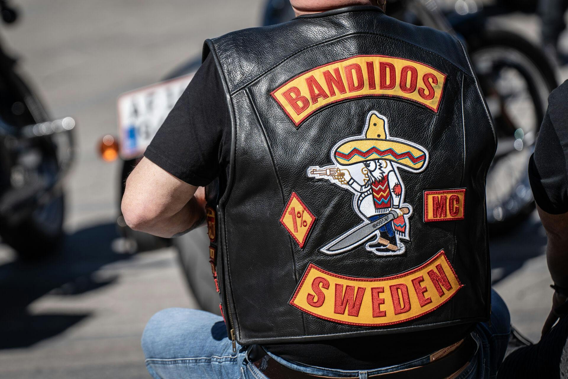 Symbolerne på Bandidos-medlemmers veste bliver et tema i sagen om opløsning af den foreløbigt forbudte rockergruppe.