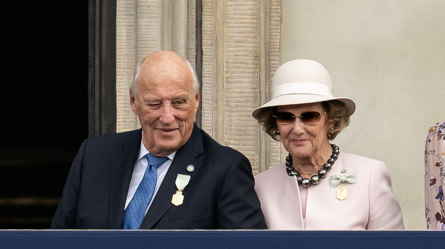 OPGAVE: Vagtskifte og korsang/ BalkonKong Carl Gustafs 50- års regeringsjubilæumSTED: Kongeslottet, StockholmJOURNALIST: Ulrik Ulriksen og Marianne SingerFOTOGRAF: Hanne JuulDATO: 20230915