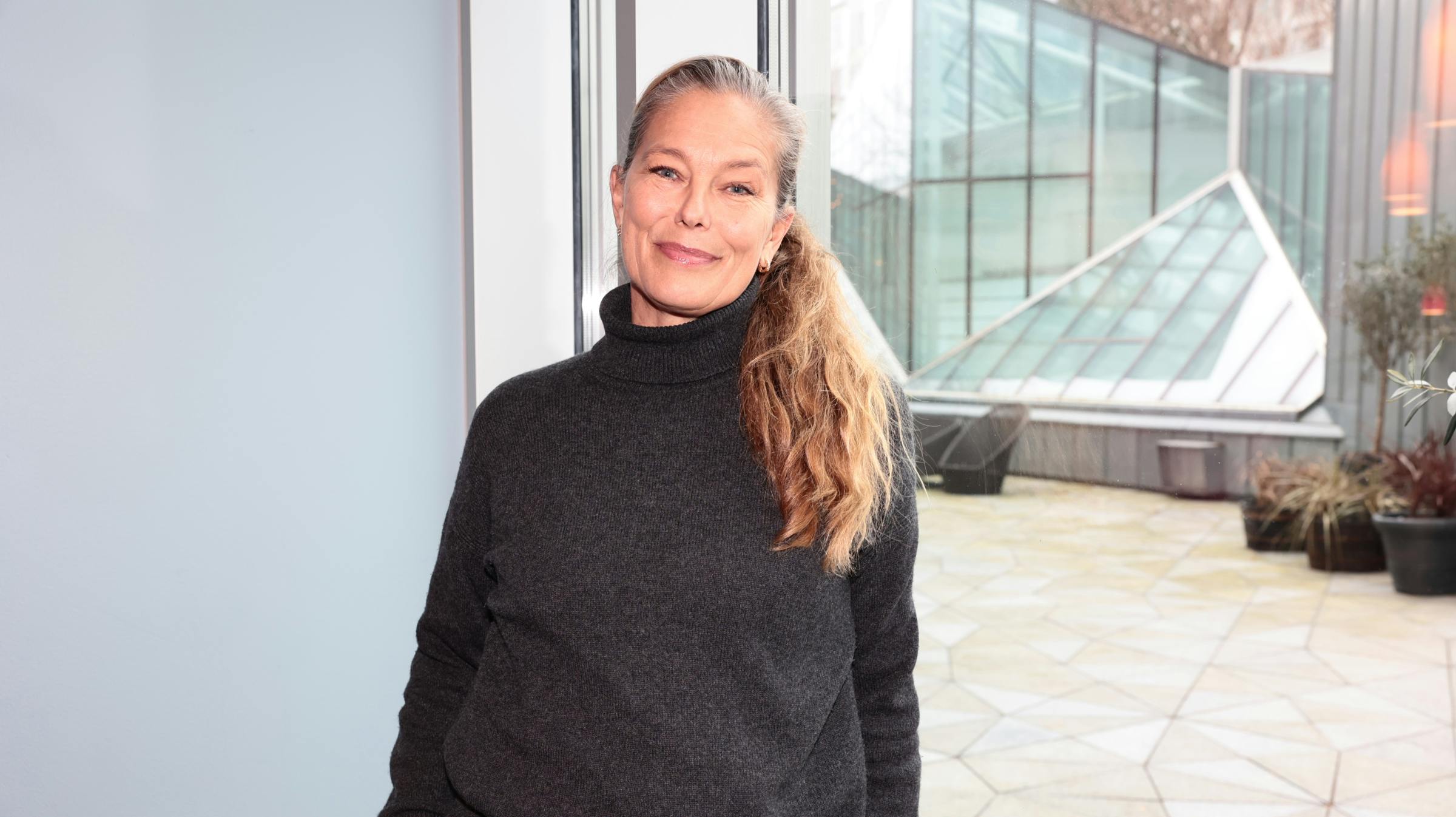 Renée Toft Simonsen inviterer til fest. 