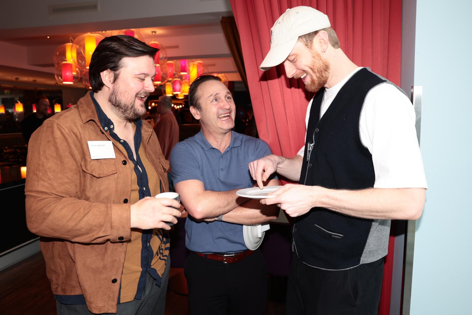 Meget snart skal der uddeles Robert-priser til de danske skuespillere.