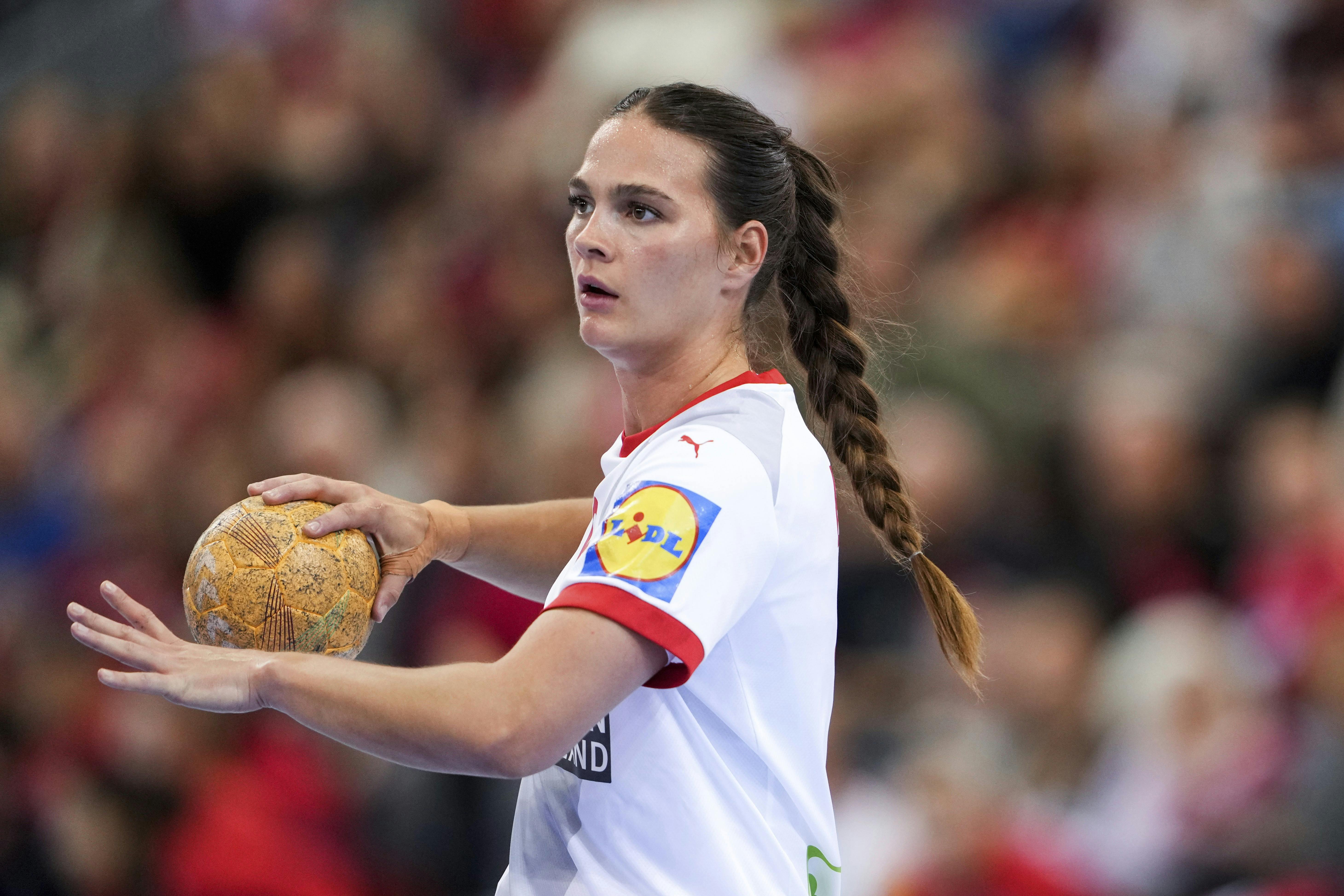 Larvik 20241026. Danmarks Helena Elver Hagesø under landskampen i håndball mellom Norge og Danmark i Jotron Arena, før håndball-EM i Østerrike, Ungarn og Sveits i desember. Foto: Beate Oma Dahle / NTB