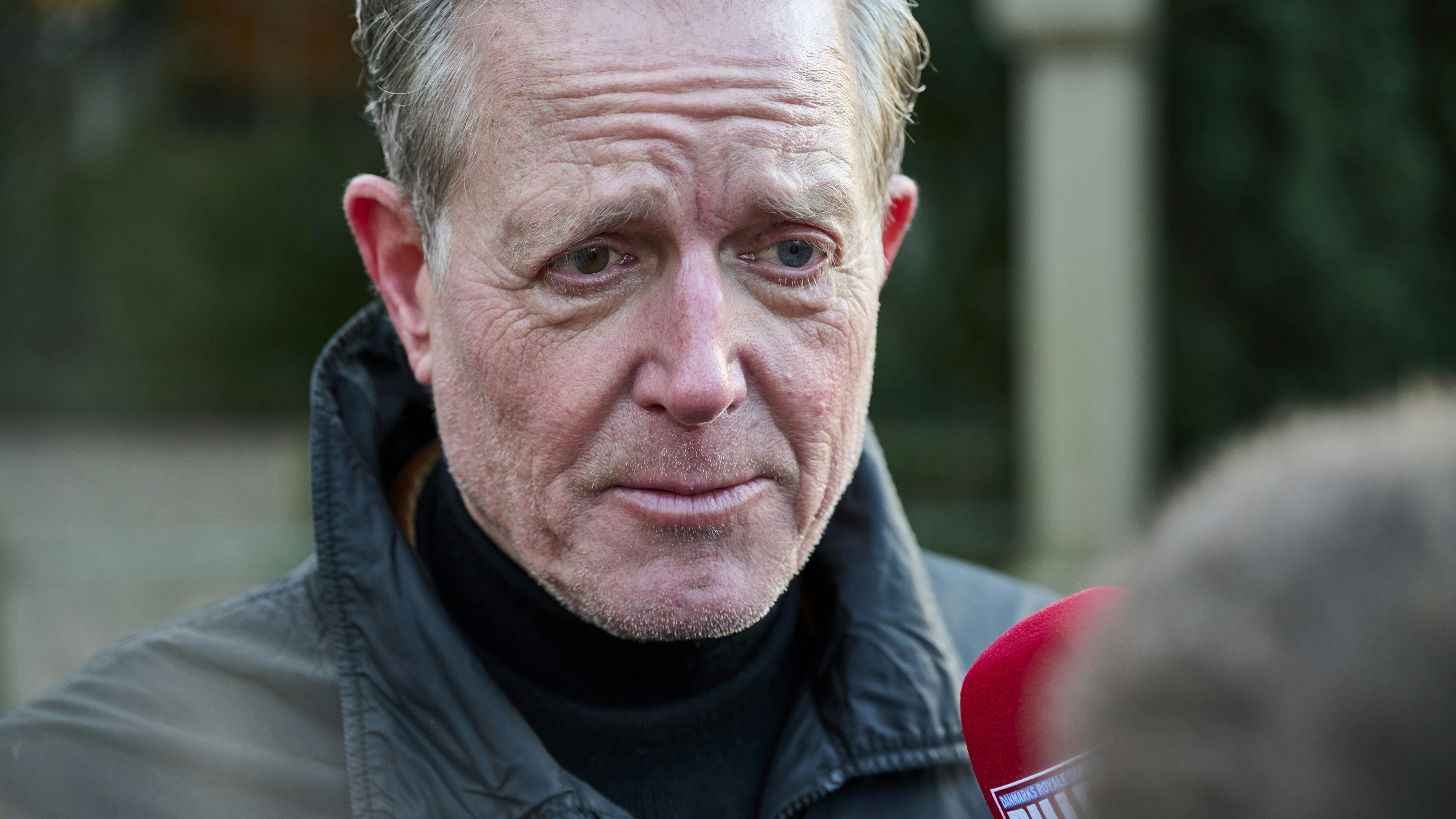 Peter Mygind til sin mors bisættelse. En smuk, men hård dag.