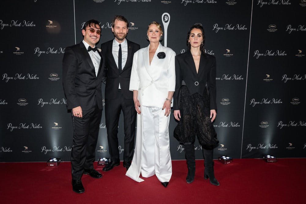 Besir Zeciri, Magnus von Horn, Trine Dyrholm og Vic Carmen Sonne til gallapremieren på filmen "Pigen med nålen" i Imperial Biografen i København onsdag.