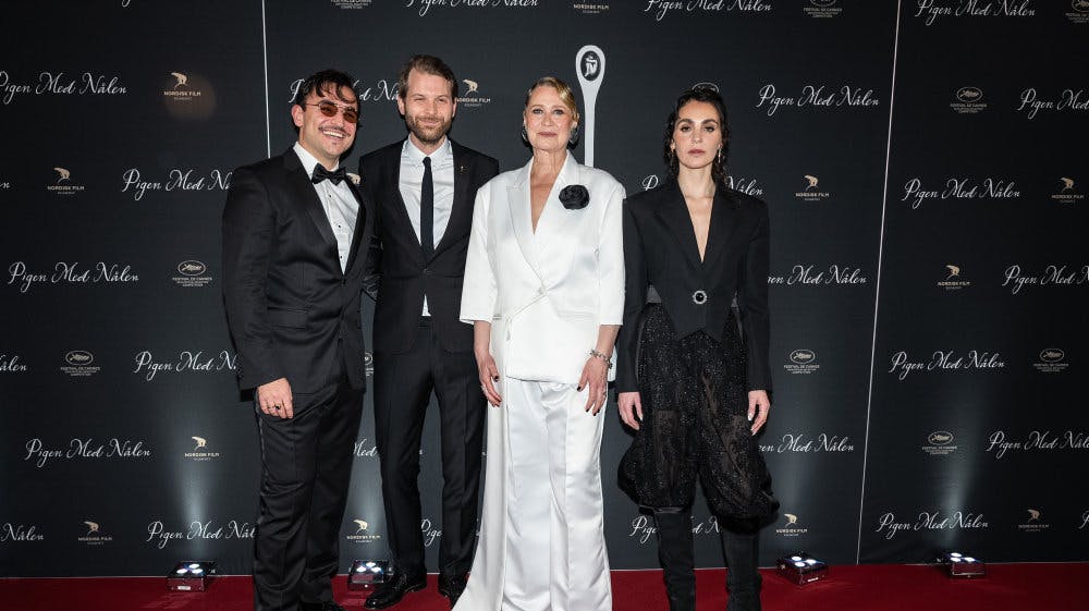 Besir Zeciri, Magnus von Horn, Trine Dyrholm og Vic Carmen Sonne til gallapremieren på filmen "Pigen med nålen" i Imperial Biografen i København onsdag.