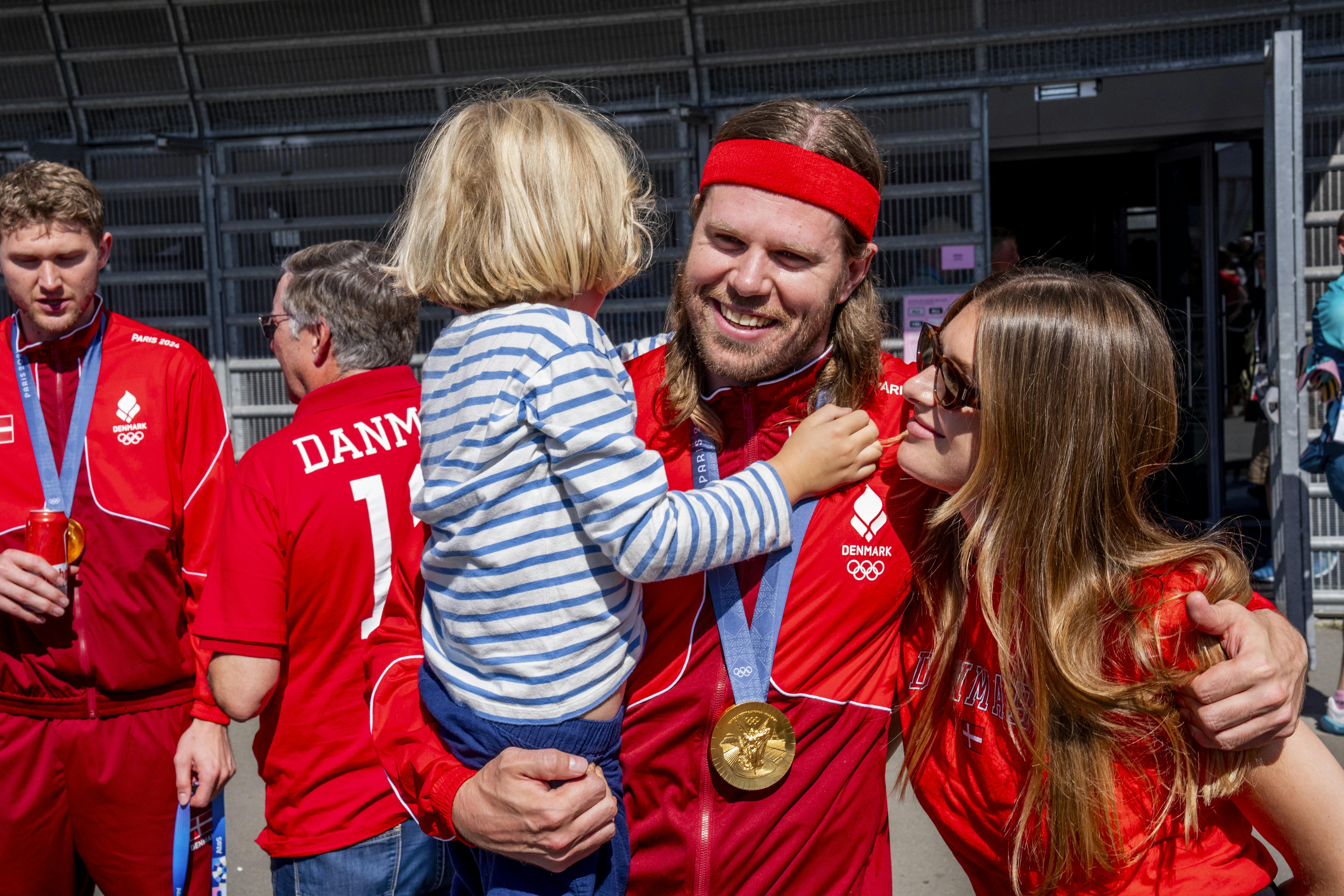 Mikkel Hansen og familien bliver boende i Danmark.&nbsp;