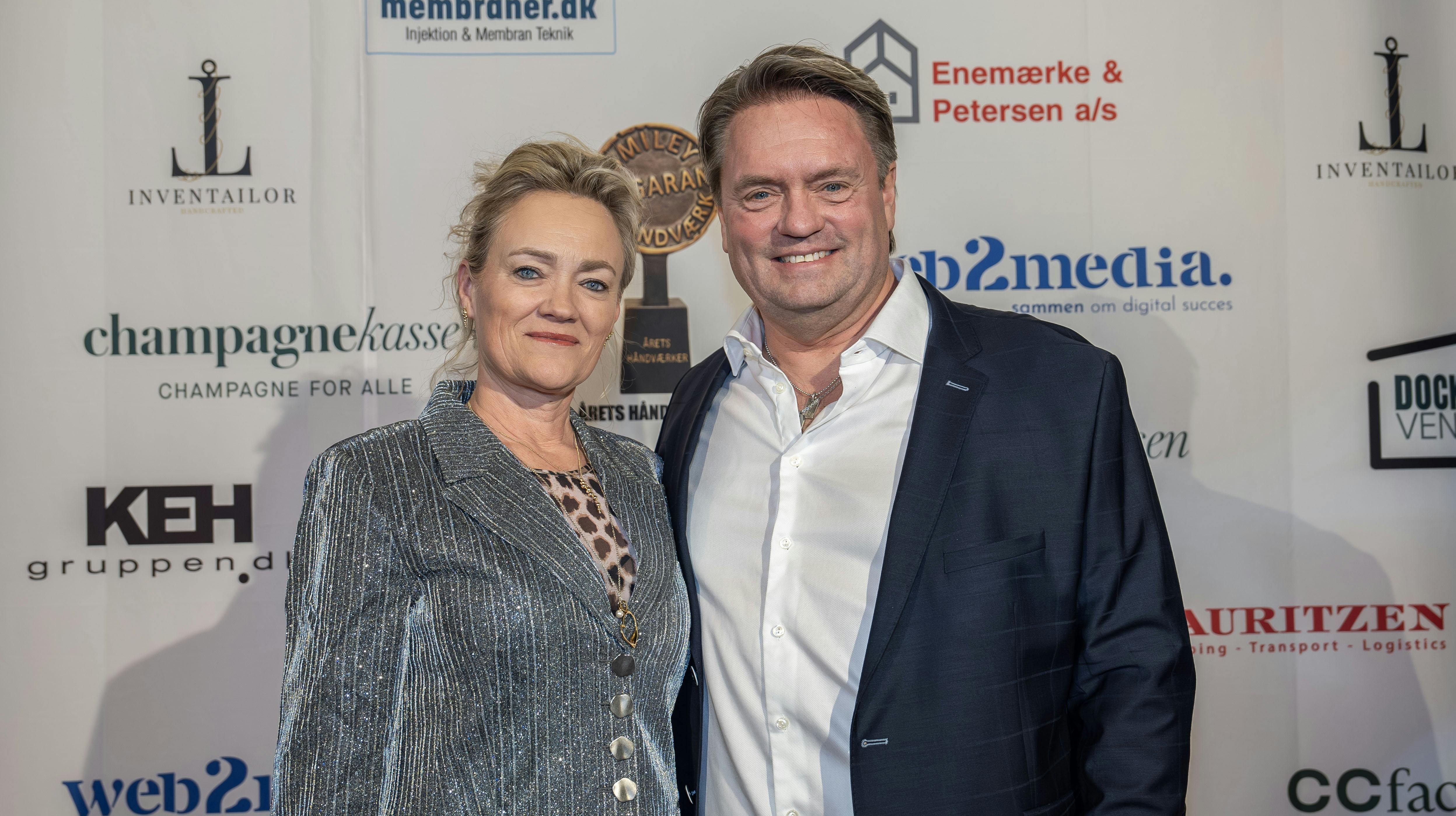 Det er ikke kun Kandis-Johnny, der har tabt sig hjemme i Hurup i Nordjylland. Også hustruen Gitte har mærket, hvordan kiloene er forsvundet på grund af den sundere livsstil