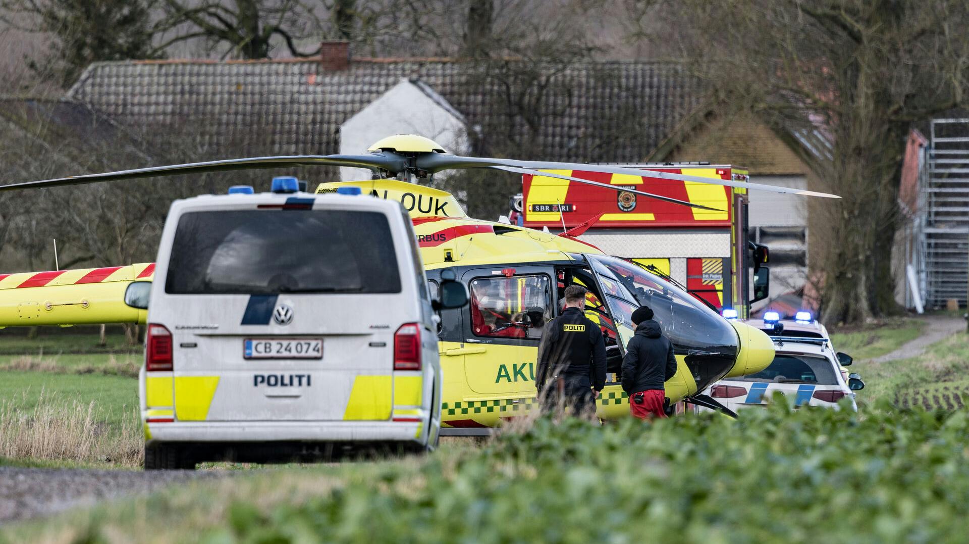Politi og redning til stede ved ejendom ved Sidevej i Slagelse lørdag den. 25 jan. 2025. (Foto: Steven Knap/Scanpix 2025)