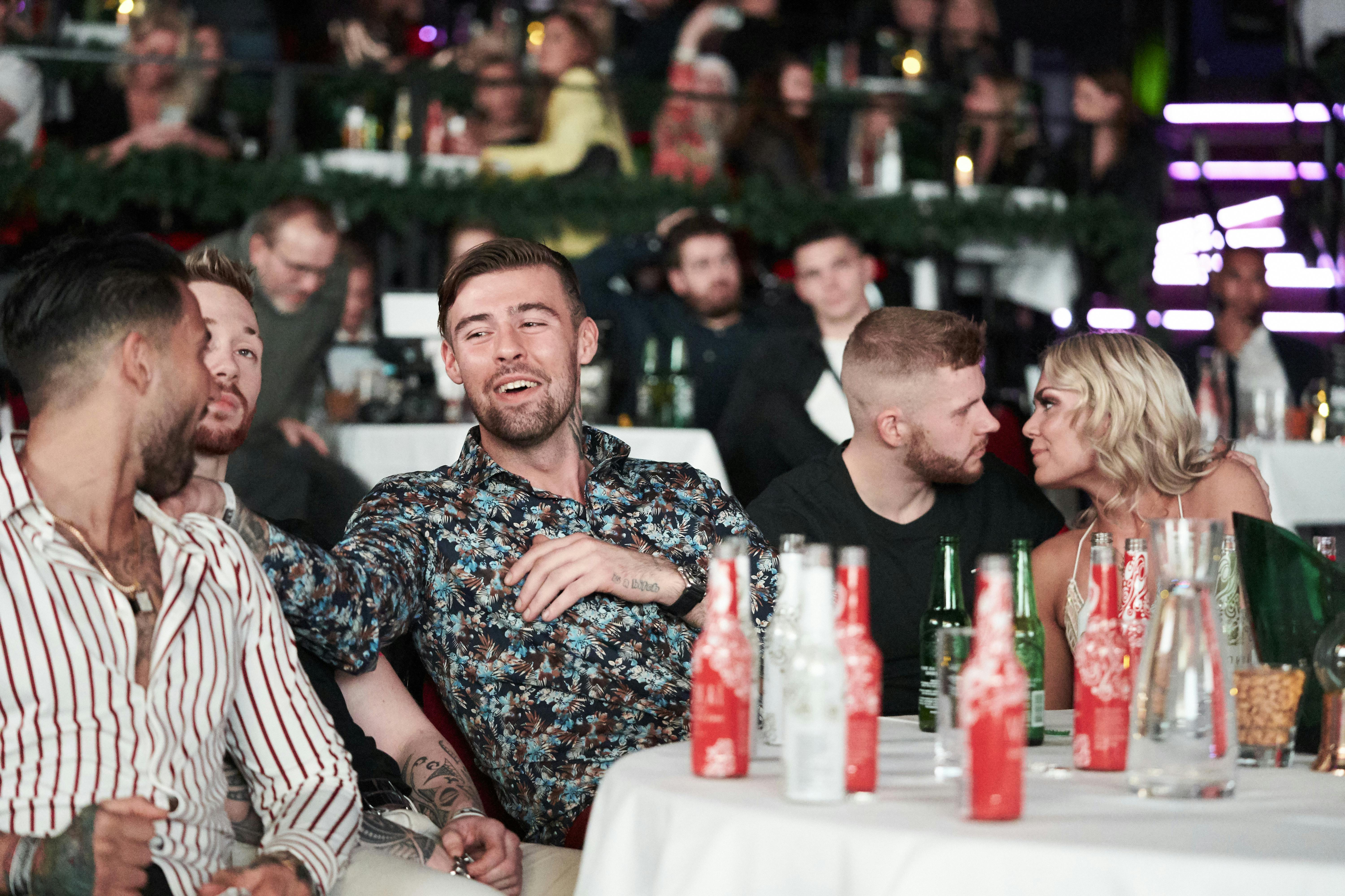 Tobias Friberg blev lørdag igen anholdt. Han blev kort efter løsladt og er nu sigtet for trusler.