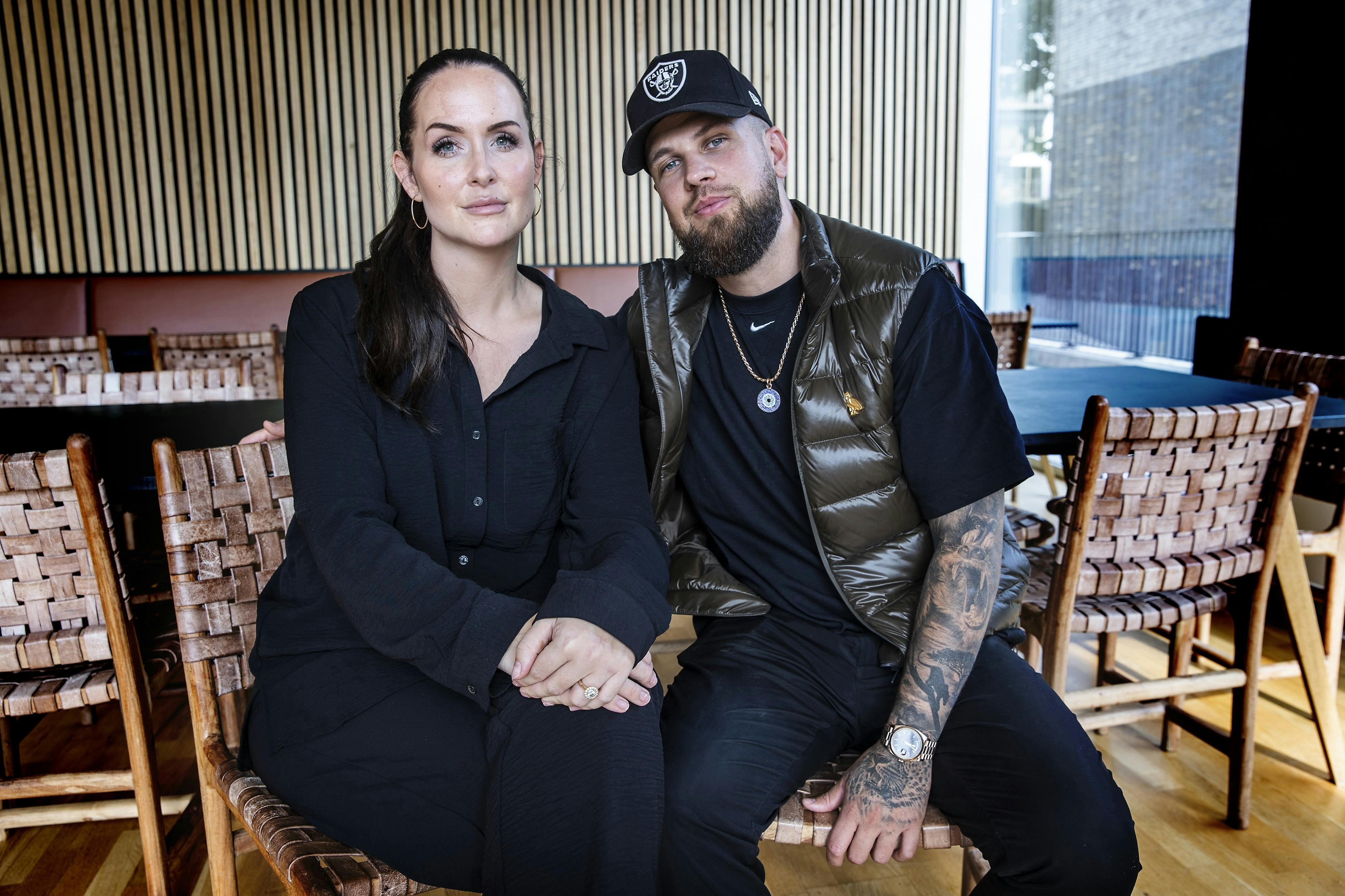 Stephanie "Geggo" Salvarli og Cengiz Salvarli har flair for at finde interessante og meget personlige emner til deres podcast.