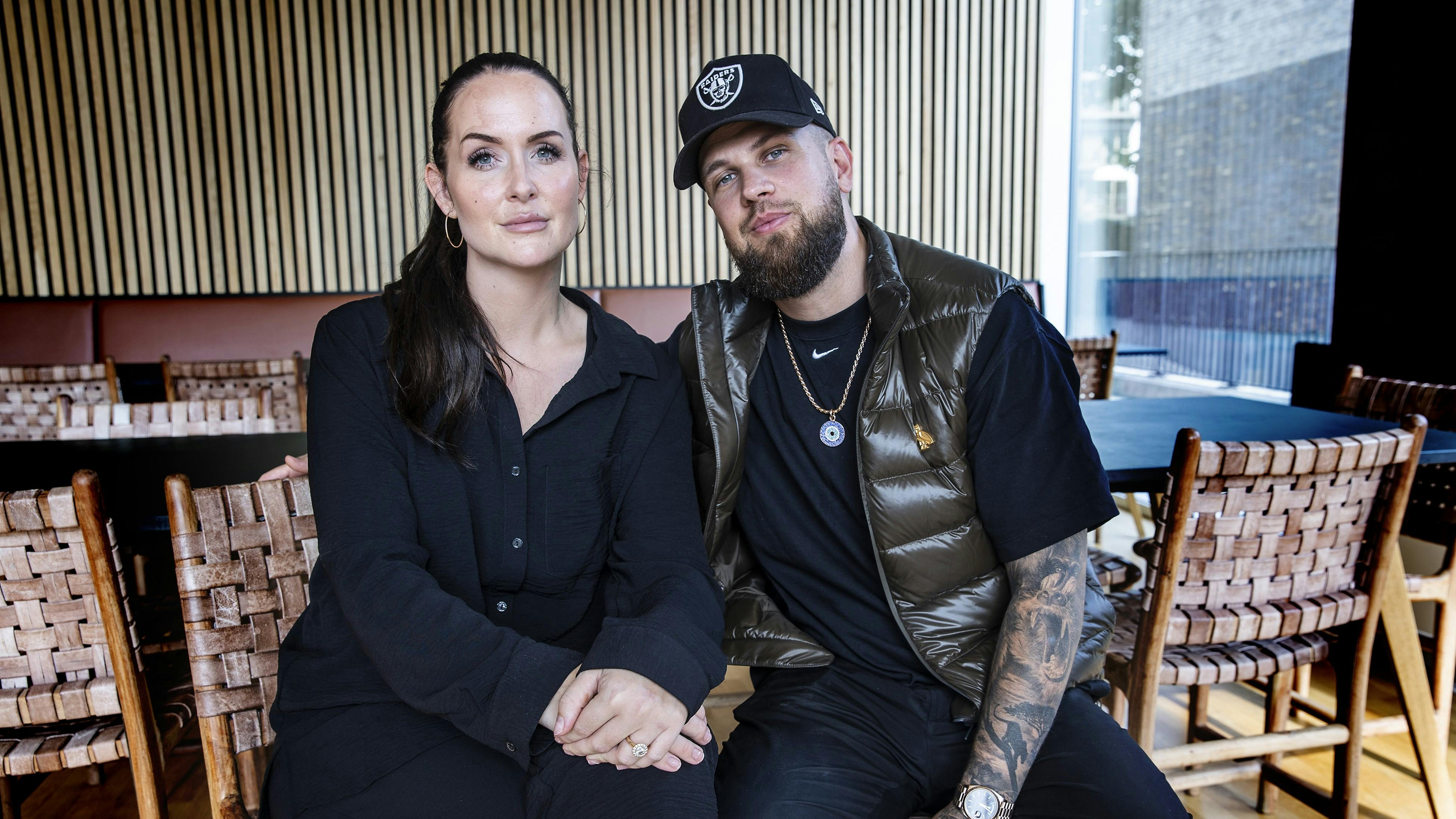 Stephanie "Geggo" Salvarli og Cengiz Salvarli har flair for at finde interessante og meget personlige emner til deres podcast.