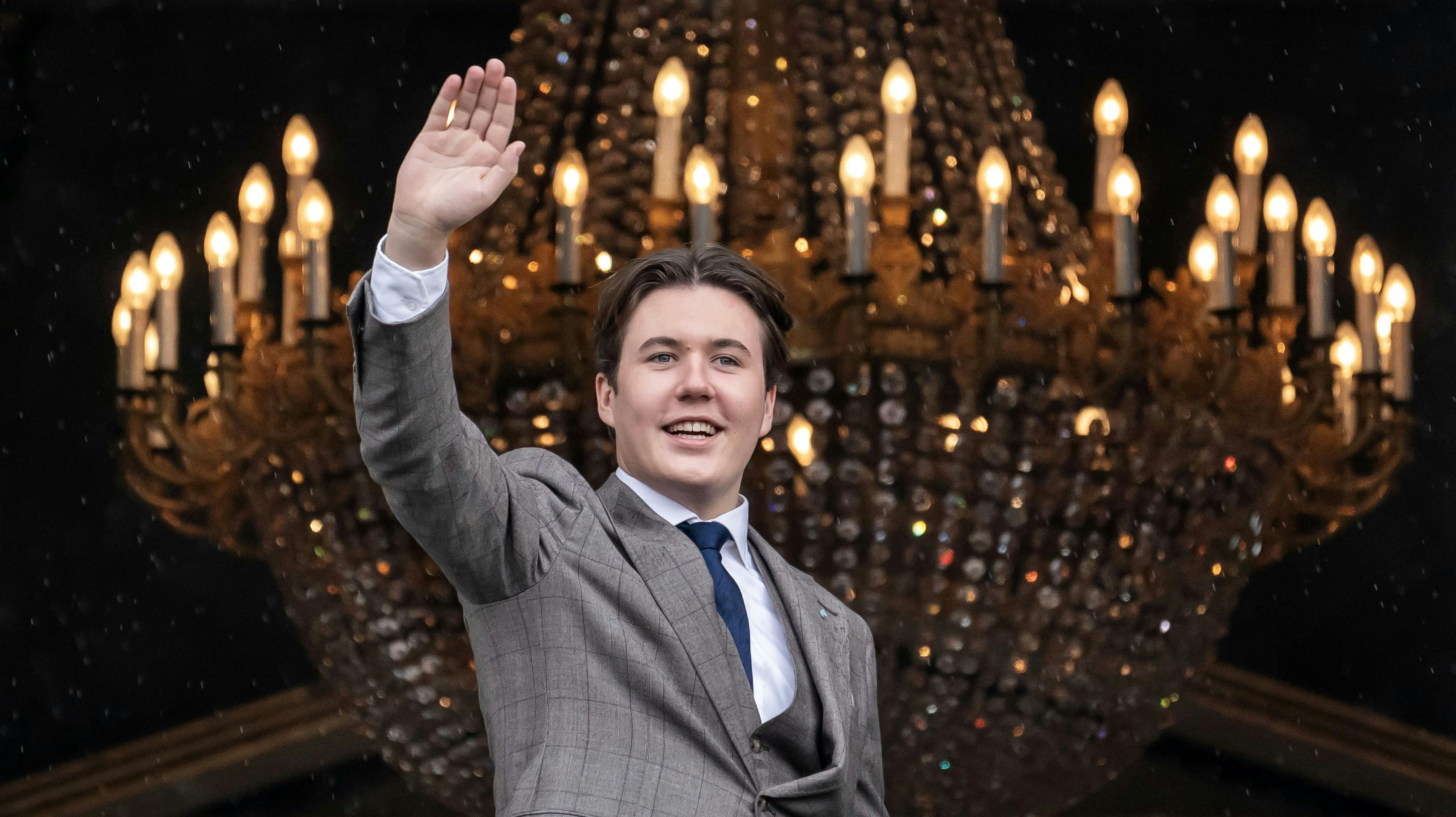 Kronprins Christian på sin 18-års fødselsdag