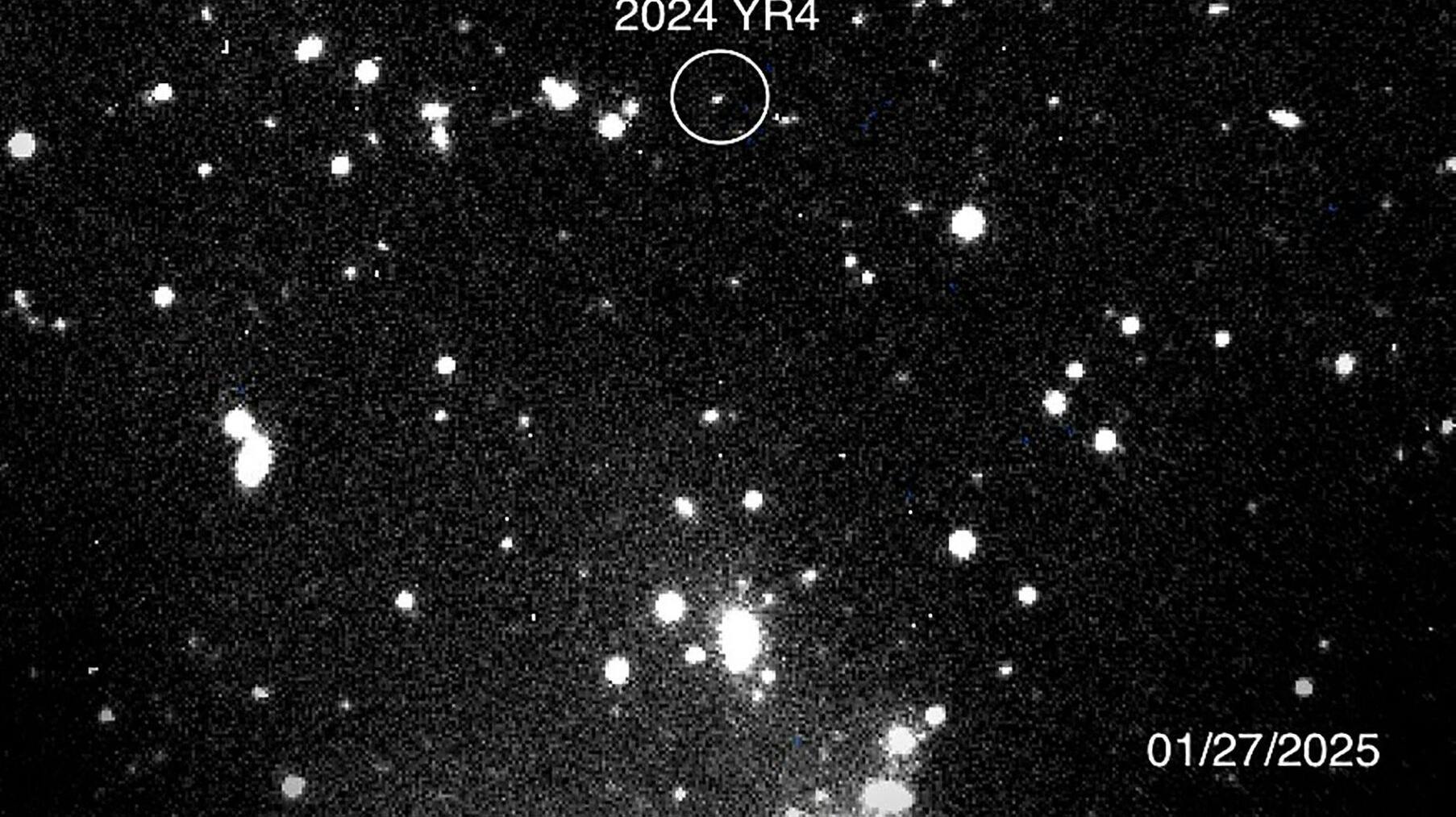 En asteroide, der er op mod 100 meter lang, har kurs mod Jorden og kan ramme i 2032 - risikoen er dog lille, forsikrer NASA