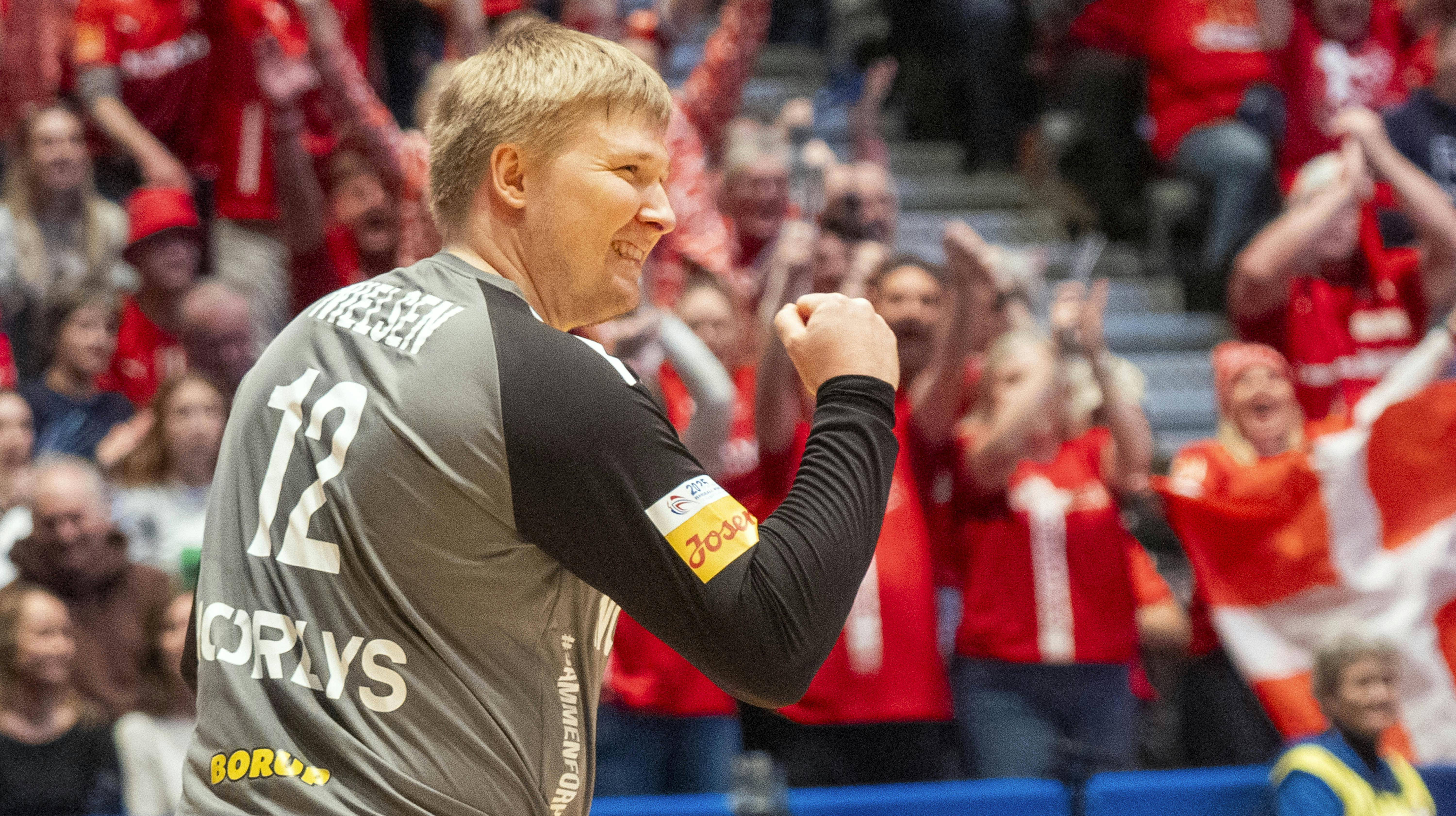 Portugal kunne på ingen måde ryste Emil Nielsen i semifinalen. Ikke en gang en bold i ansigtet var nok til at slå målmanden lidt ud.