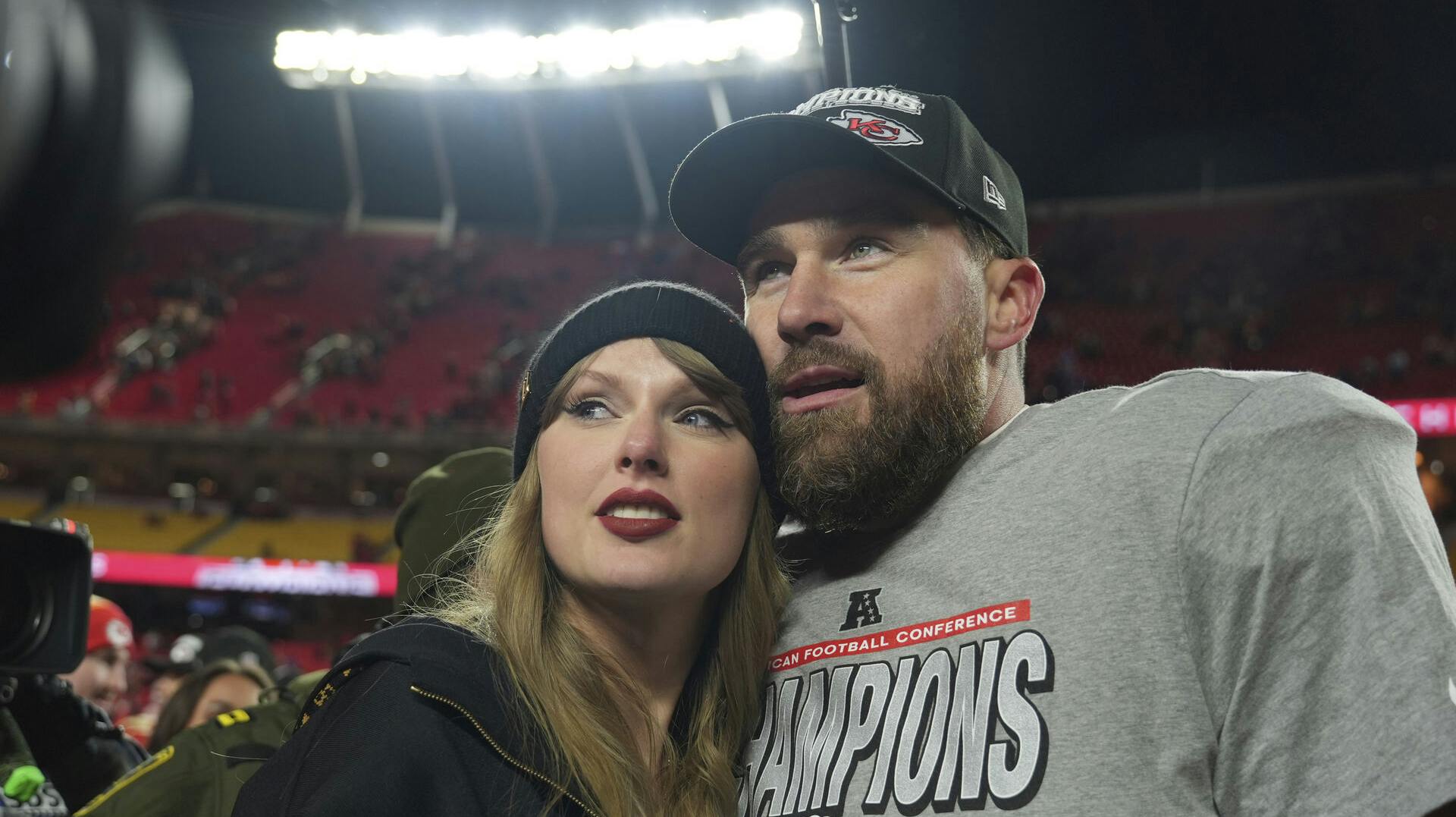 Taylor Swift og Travis Kelce.