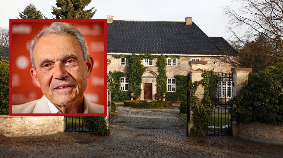 Skuespiller Jesper Christensen fortæller, at tredje film i ”De forbandede år”-serien også kan filmes ved Vedbæklund, selv om Karsten Ree har solgt sit mondæne og milliondyre hjem.