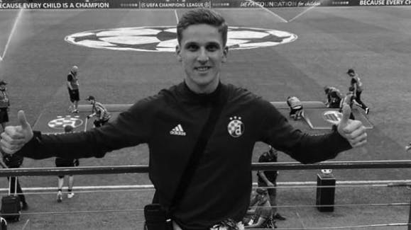 Fodboldspilleren Jakov Jelkic er død.