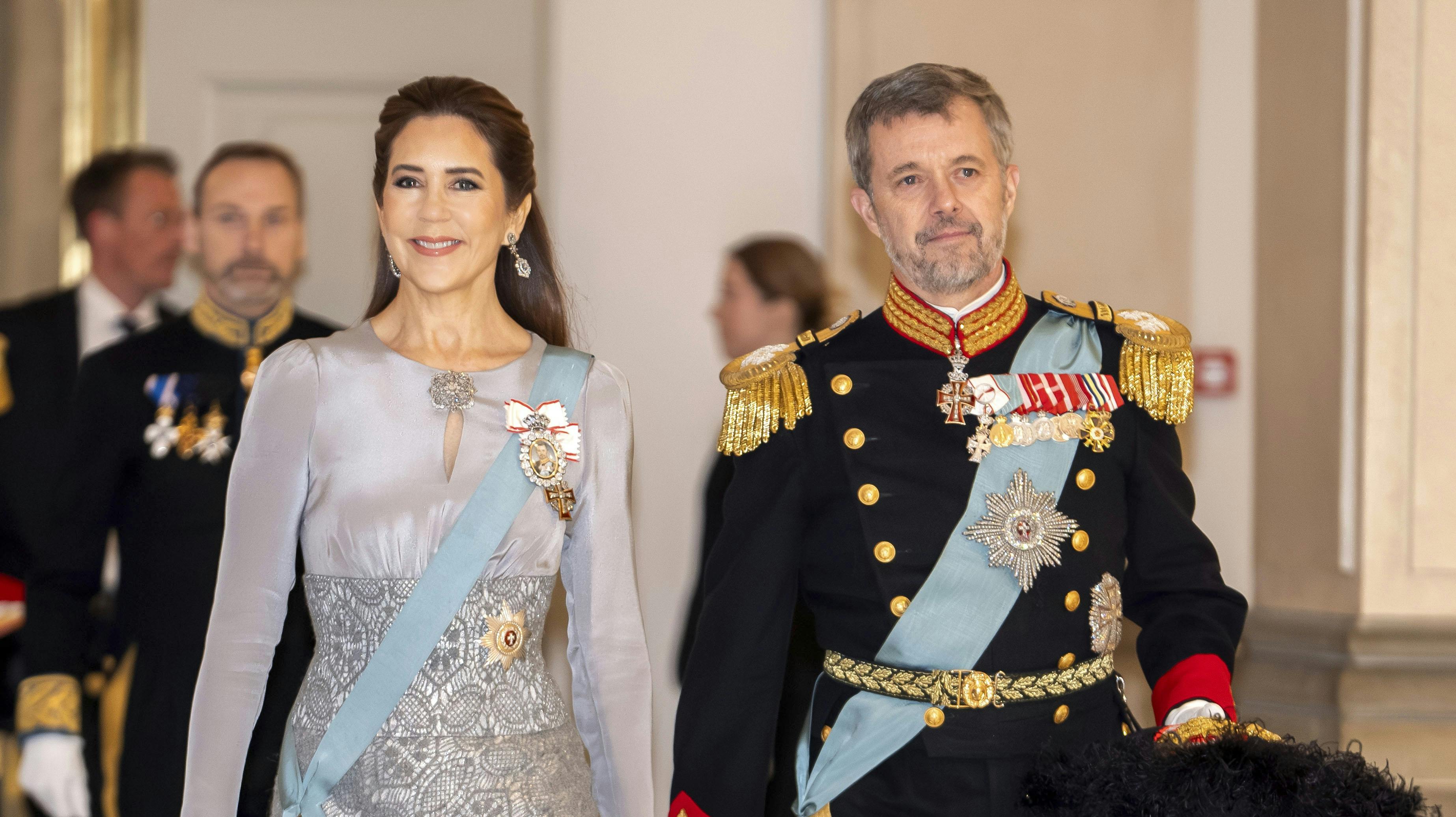 Kong Frederik og dronning Mary er ikke gæster ved det royale bryllup i Athen. 