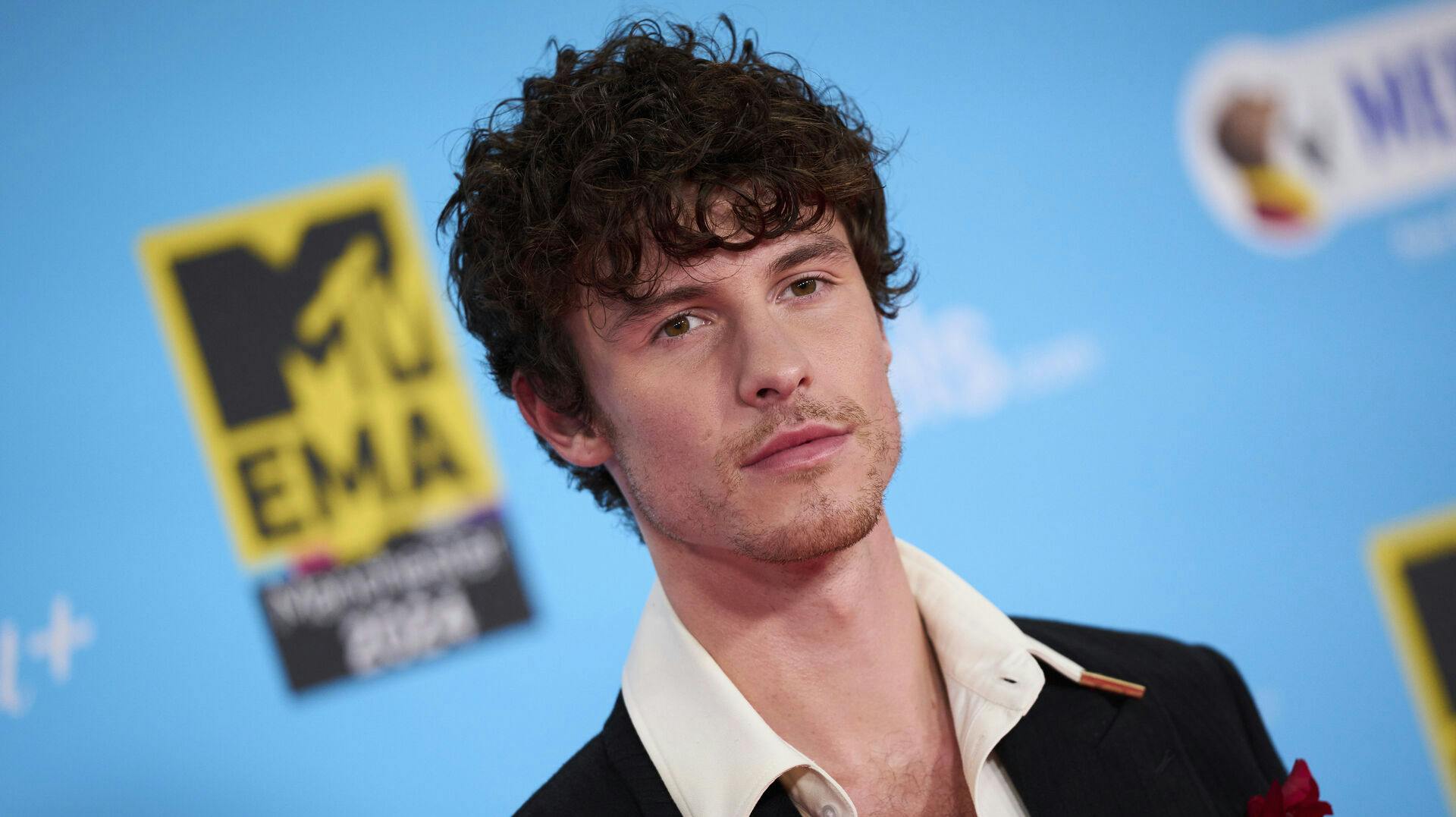Shawn Mendes poses for photographers upon arrival at the MTV European Music Awards 2024 in Manchester, England, Sunday, Nov. 10, 2024. (Scott A Garfitt/Invision/AP)