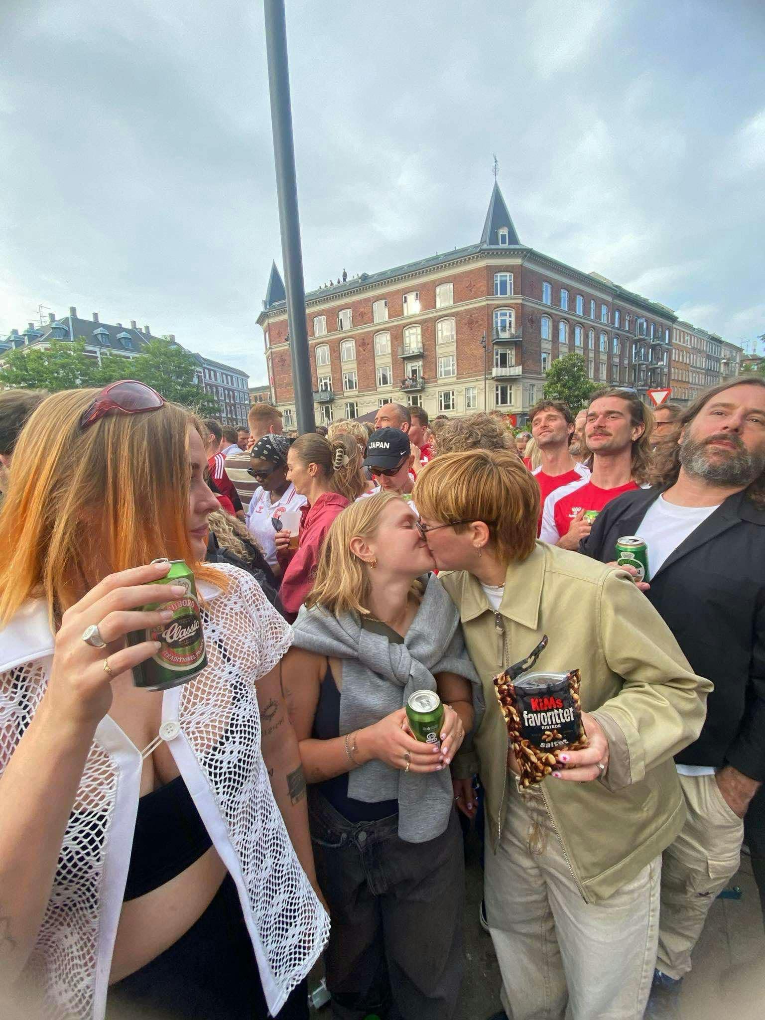 Mille og Laura mødte hinanden på datingappen Hinge.