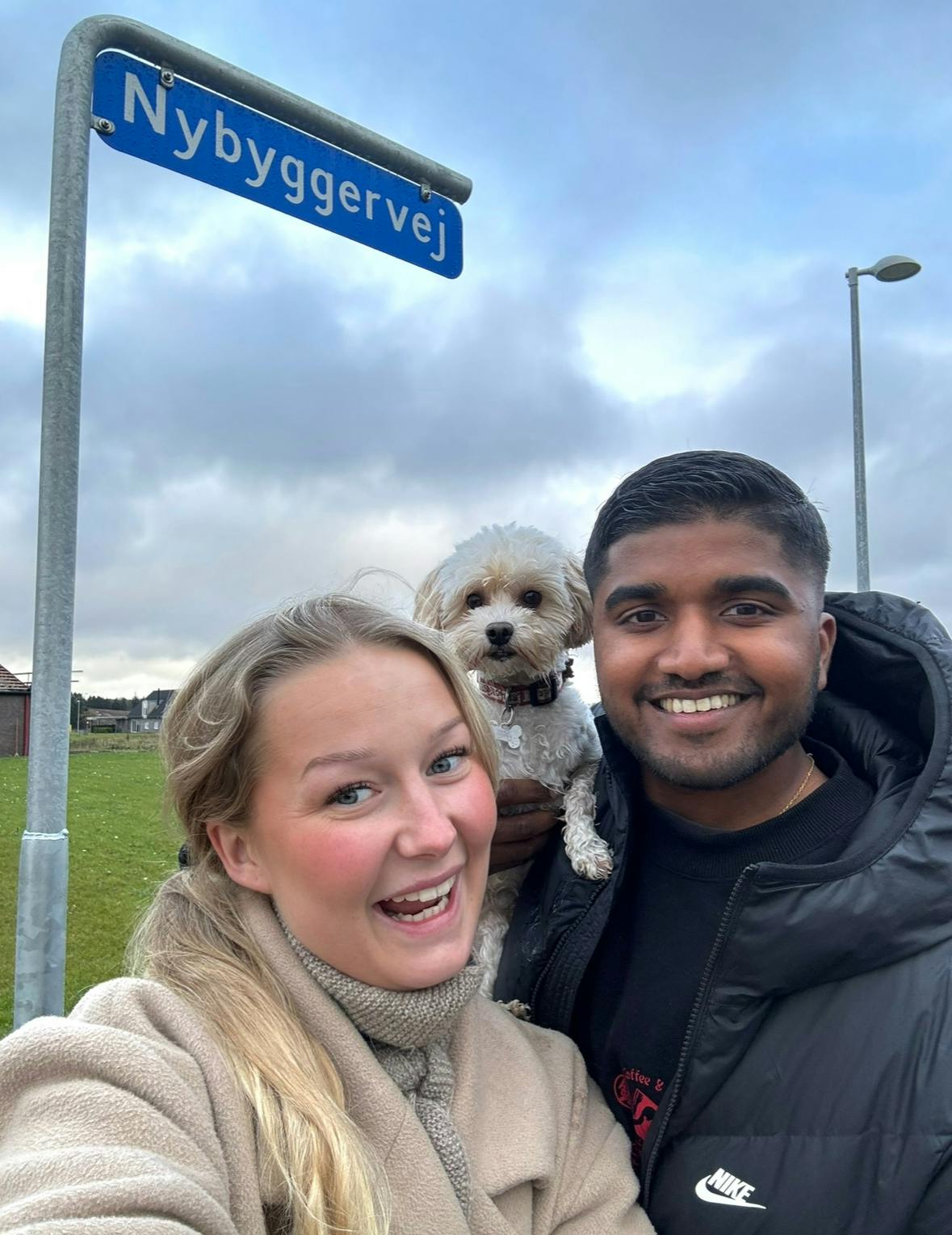 Karla er også klar til at hive teltpløkkerne op og flytte med til Holstebro, hvis parret skulle være så heldig at vinde "Nybyggerne".