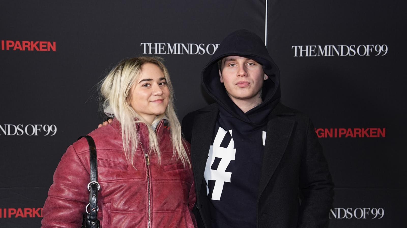 Ella Augusta med sin nye kæreste.