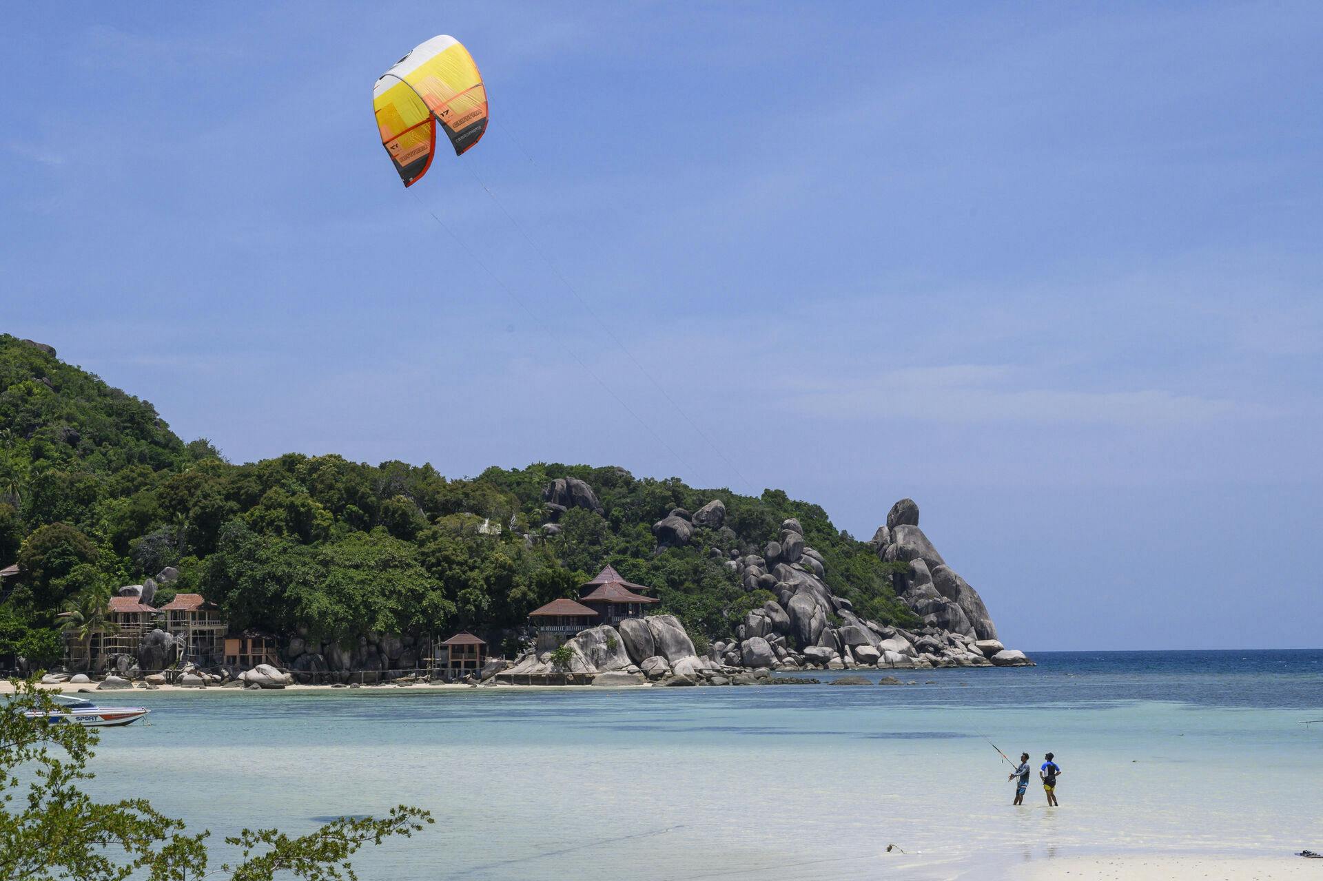 In this photo taken on August 18, 2020 a kitesurfer is seen in Chalok Baan Kao Bay in Koh Tao island in the Gulf of Thailand Romeo GACAD / AFP