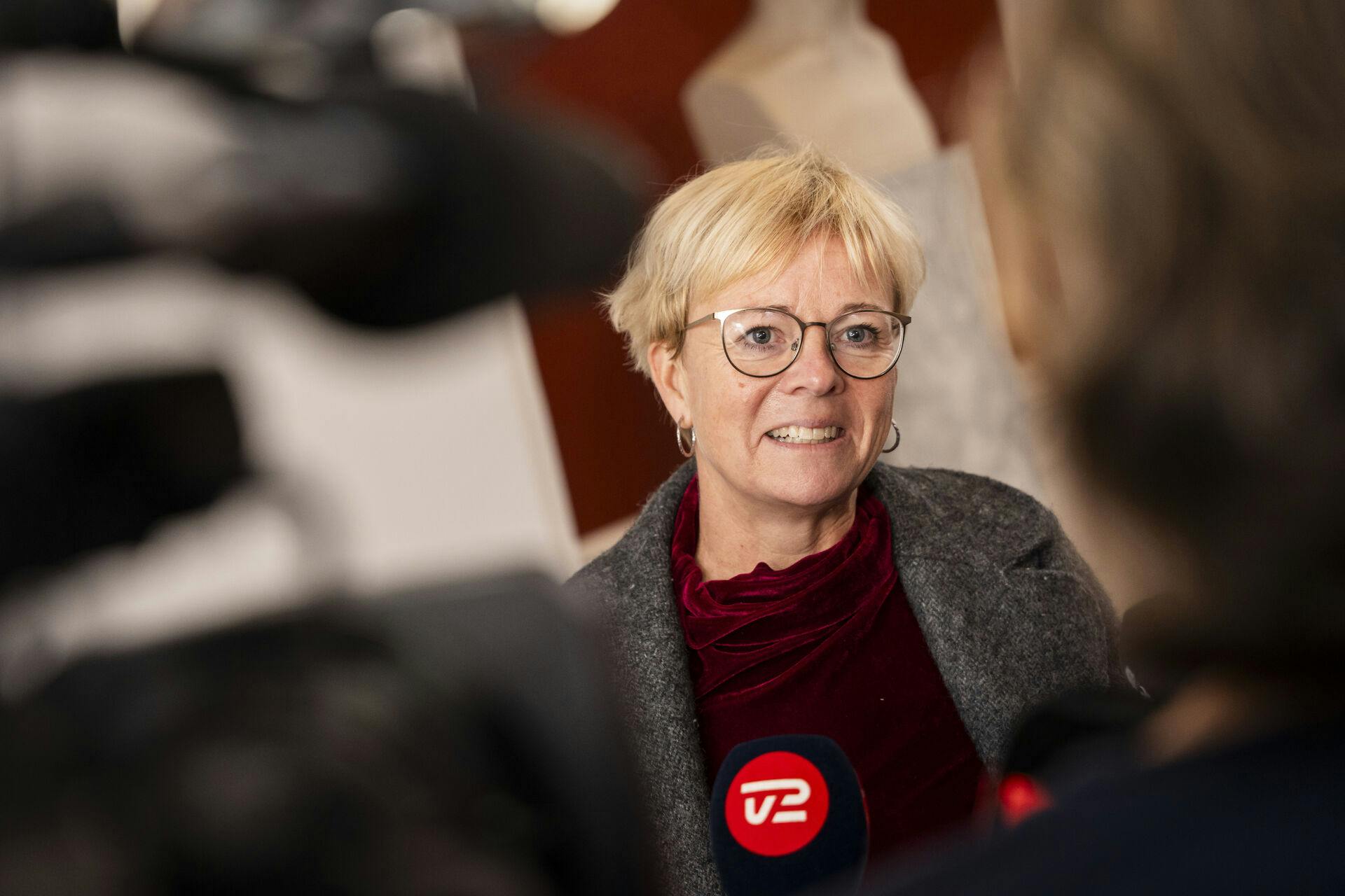 Karin Liltorp (M) ankommer til Moderaternes gruppemøde på Christiansborg, tirsdag den 21. november 2023.. (Foto: Emil Nicolai Helms/Ritzau Scanpix)