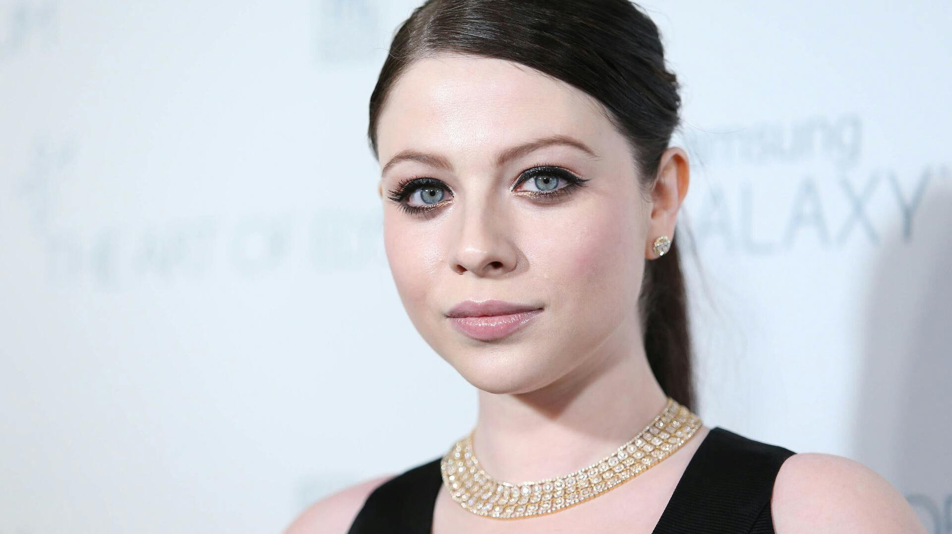 Michelle Trachtenberg arrives at The Art Of Elysium Heaven Gala at Hangar 8 on Saturday, Jan. 10, 2015 in Santa Monica, CA. (Photo by Omar Vega/Invision/AP)