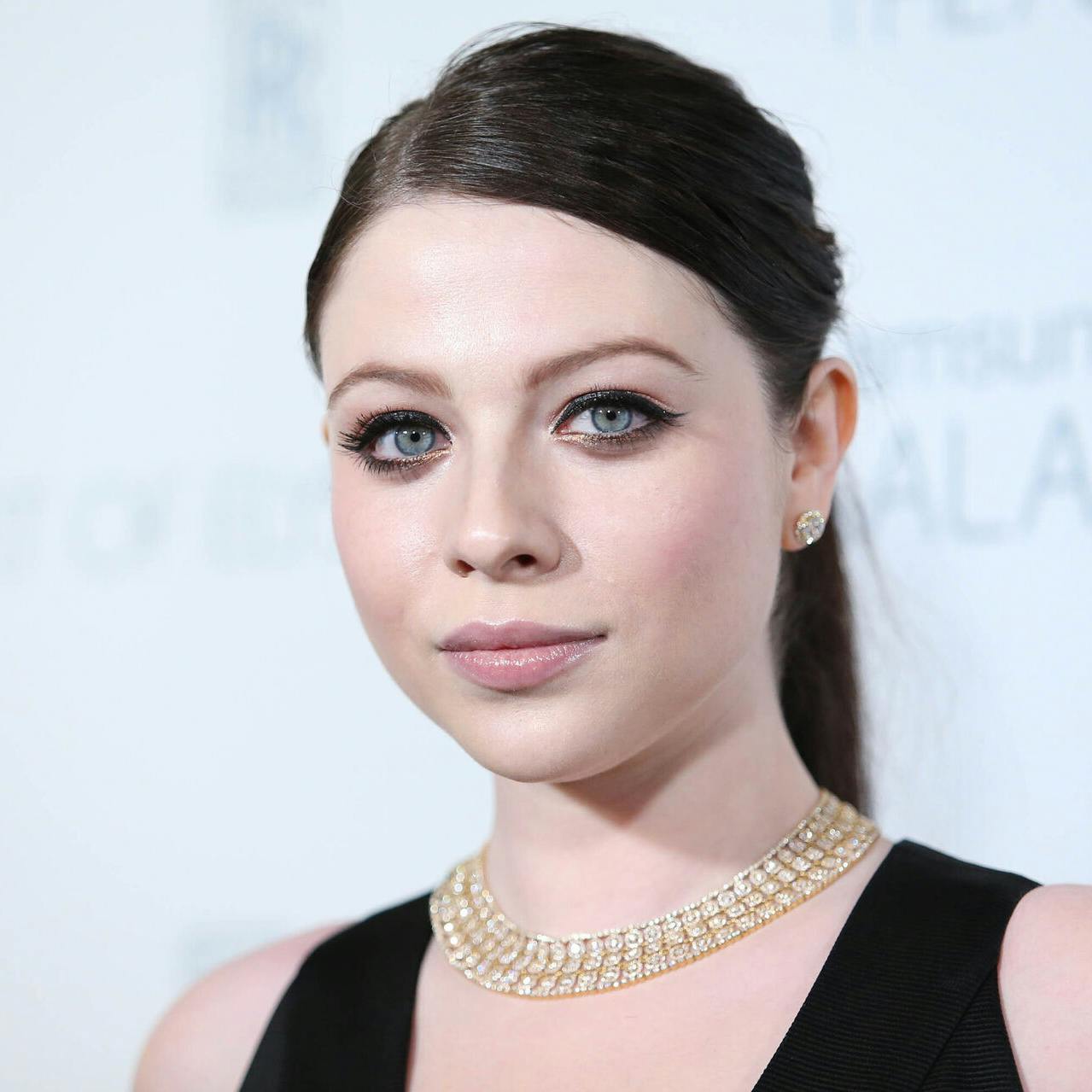 Michelle Trachtenberg arrives at The Art Of Elysium Heaven Gala at Hangar 8 on Saturday, Jan. 10, 2015 in Santa Monica, CA. (Photo by Omar Vega/Invision/AP)