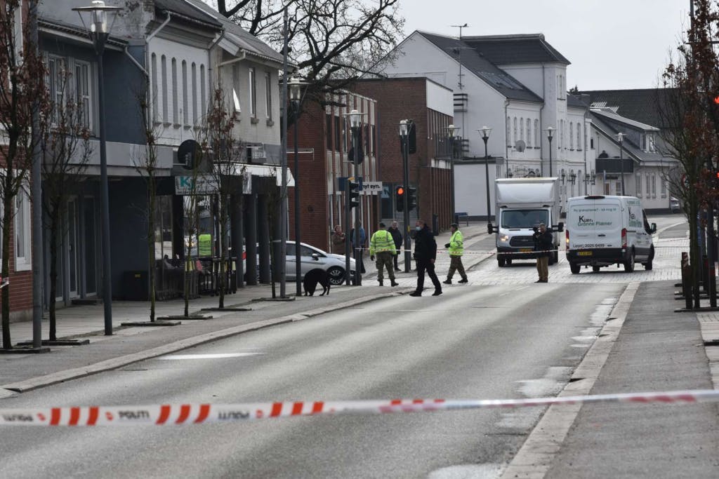 Politiet var til stede i Farsø, hvor kvinden afgik ved døden tirsdag.