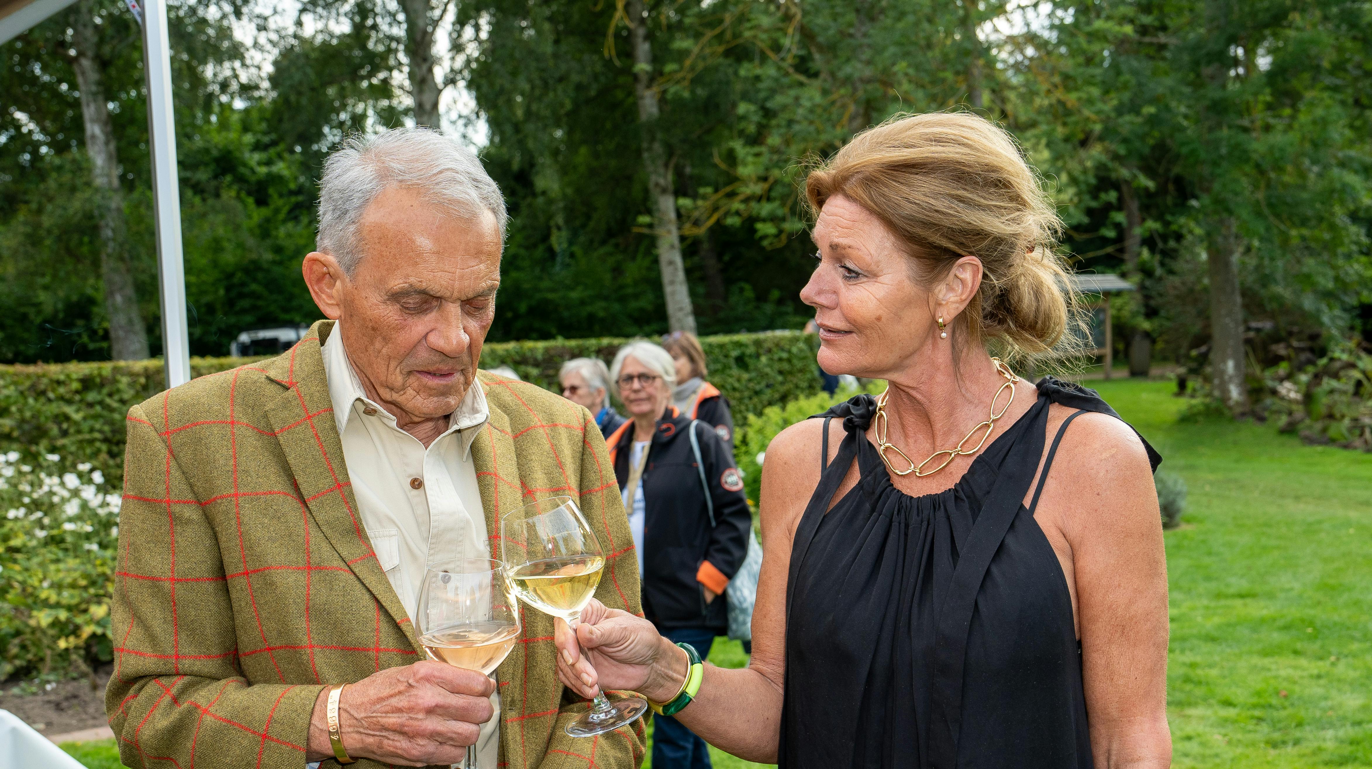 Karsten Ree og Gitte Peters går fra hinanden. 