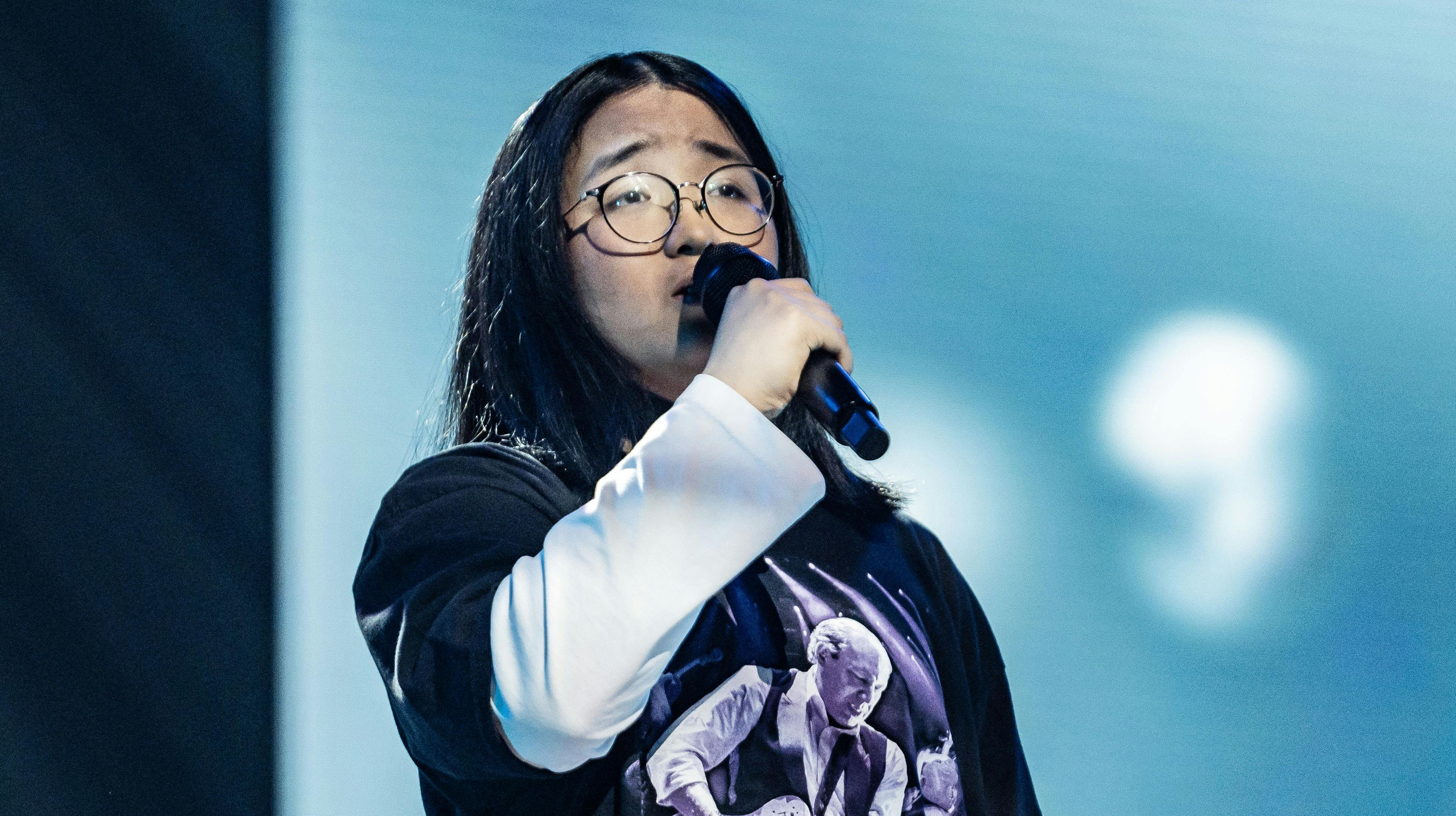 OPGAVE: X Factor - første liveshowHer : LeslieSTED: Priorvej 230JOURNALIST: Nicklas Lagerstorf og Frederikke StageFOTOGRAF: © Hanne Juul/ Aller Foto & VideoDATO: 20250221