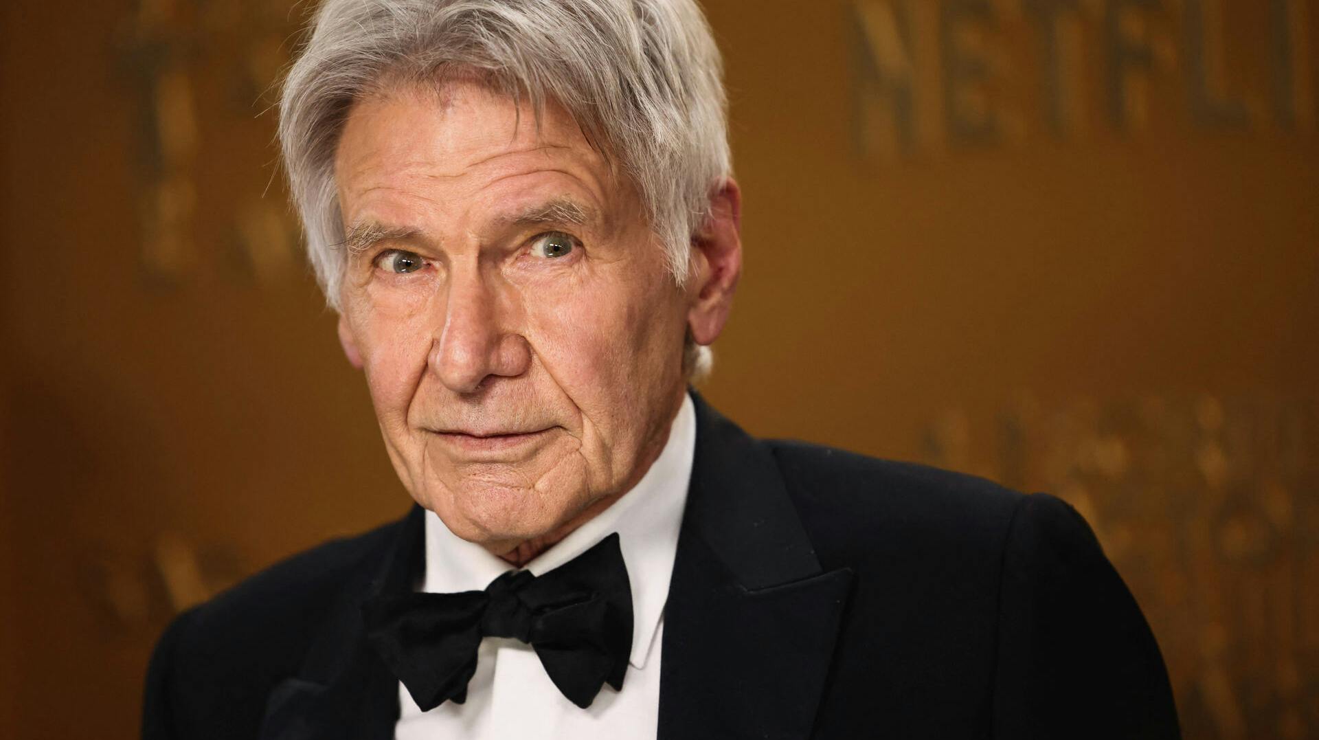 Harrison Ford må trække sig fra Oscar-uddelingen på grund af sygdom.