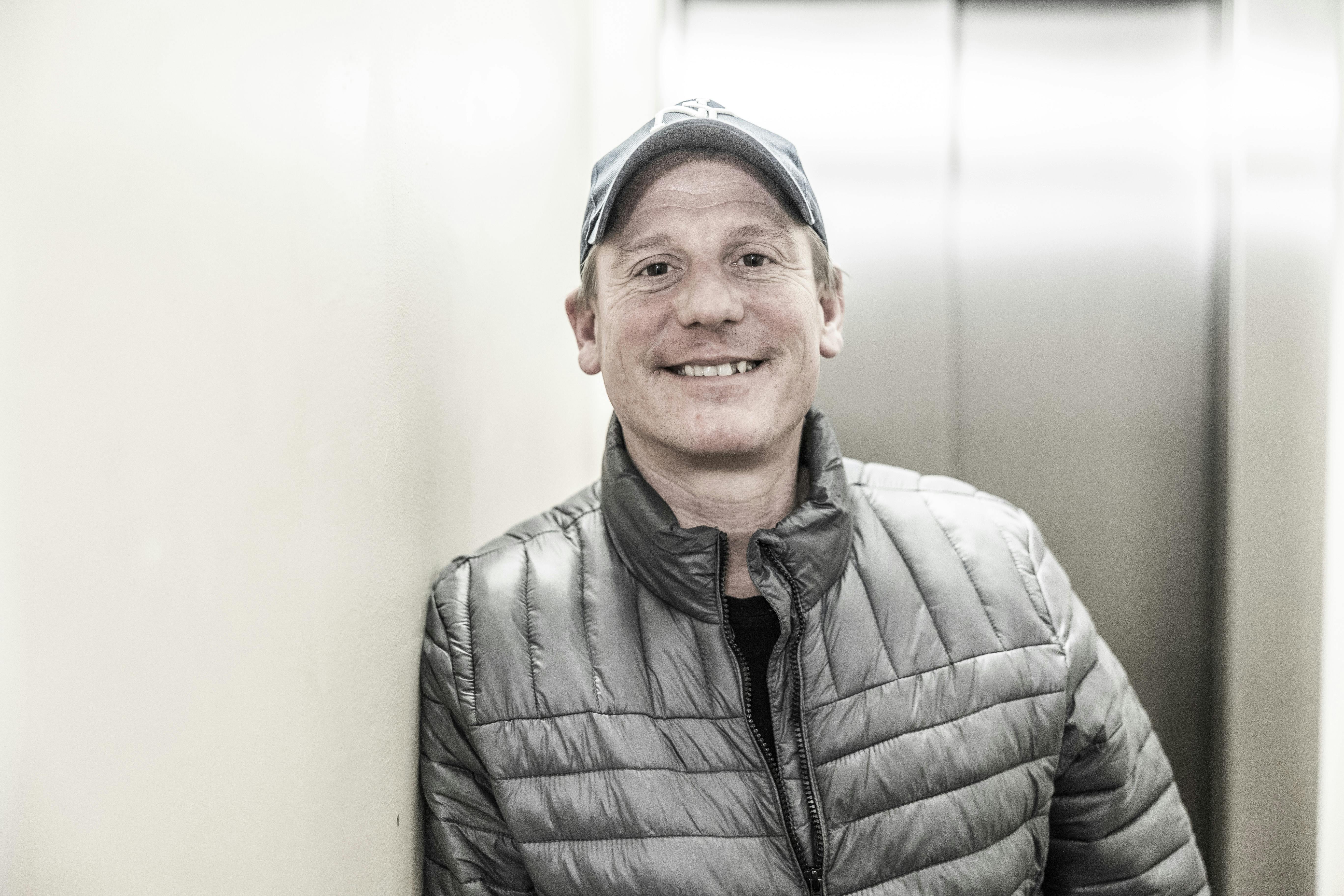 Robert Hansen - opgangen hvor han bor på Frb.