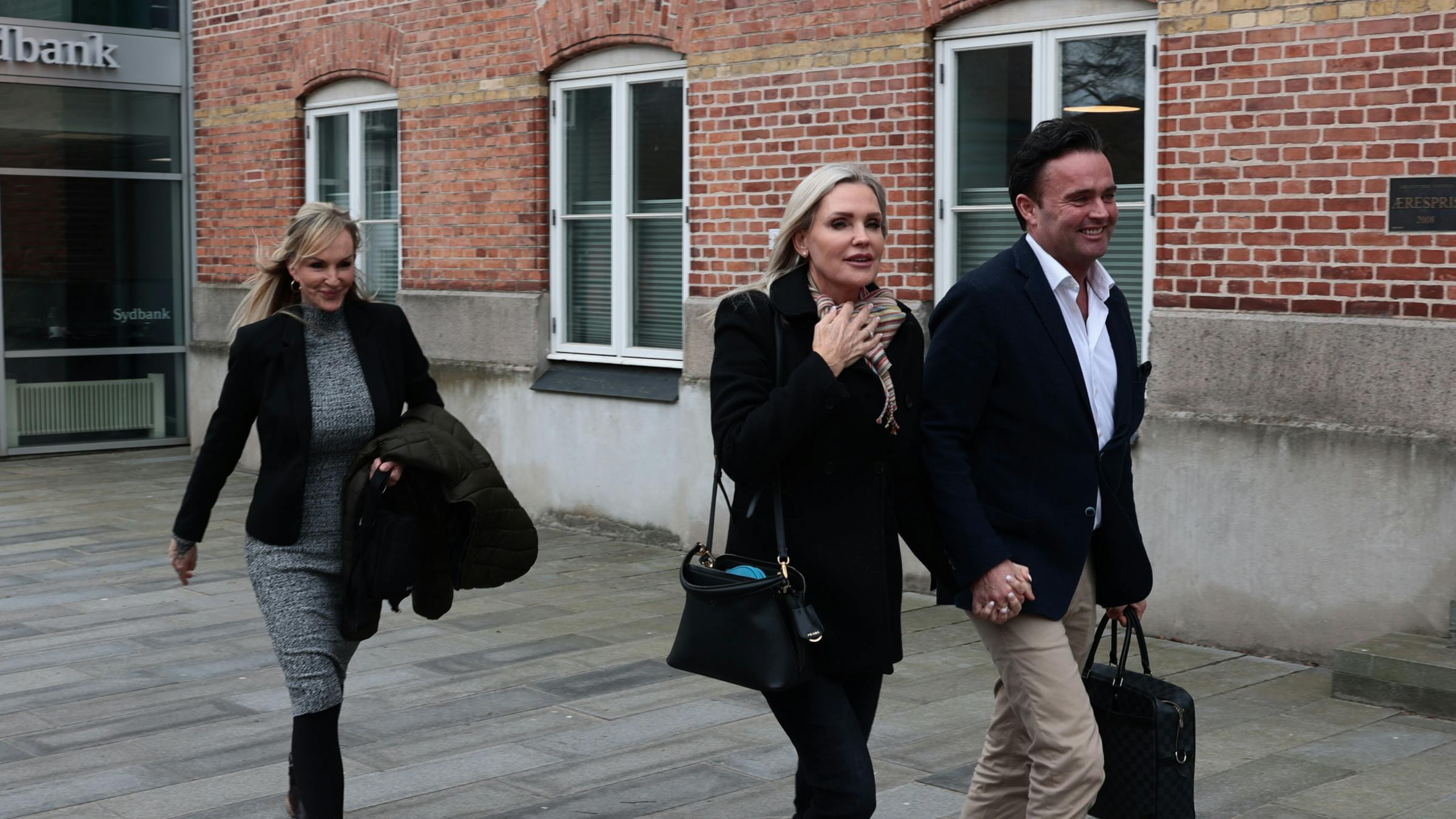 Janni Ree har udgivet 'Evig Diva' onsdag morgen, som hun i dag har været i retten for.