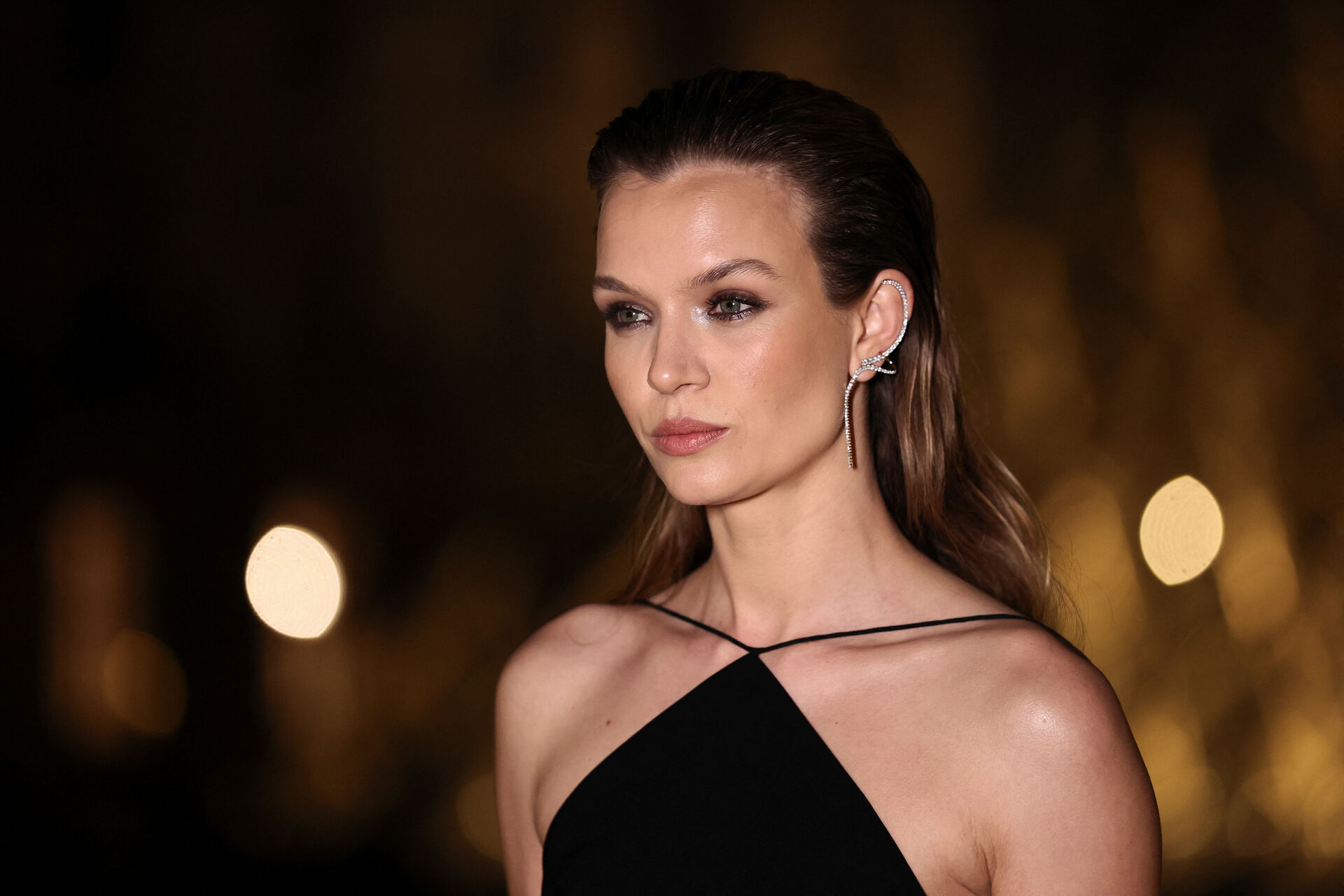 Josephine Skriver strålede som altid foran kameraet.