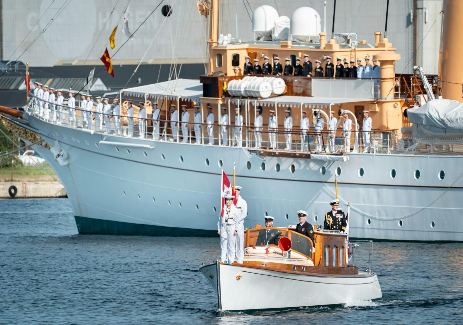 Sådan vil tusindvis af borgere til august kunne møde kongeparret.