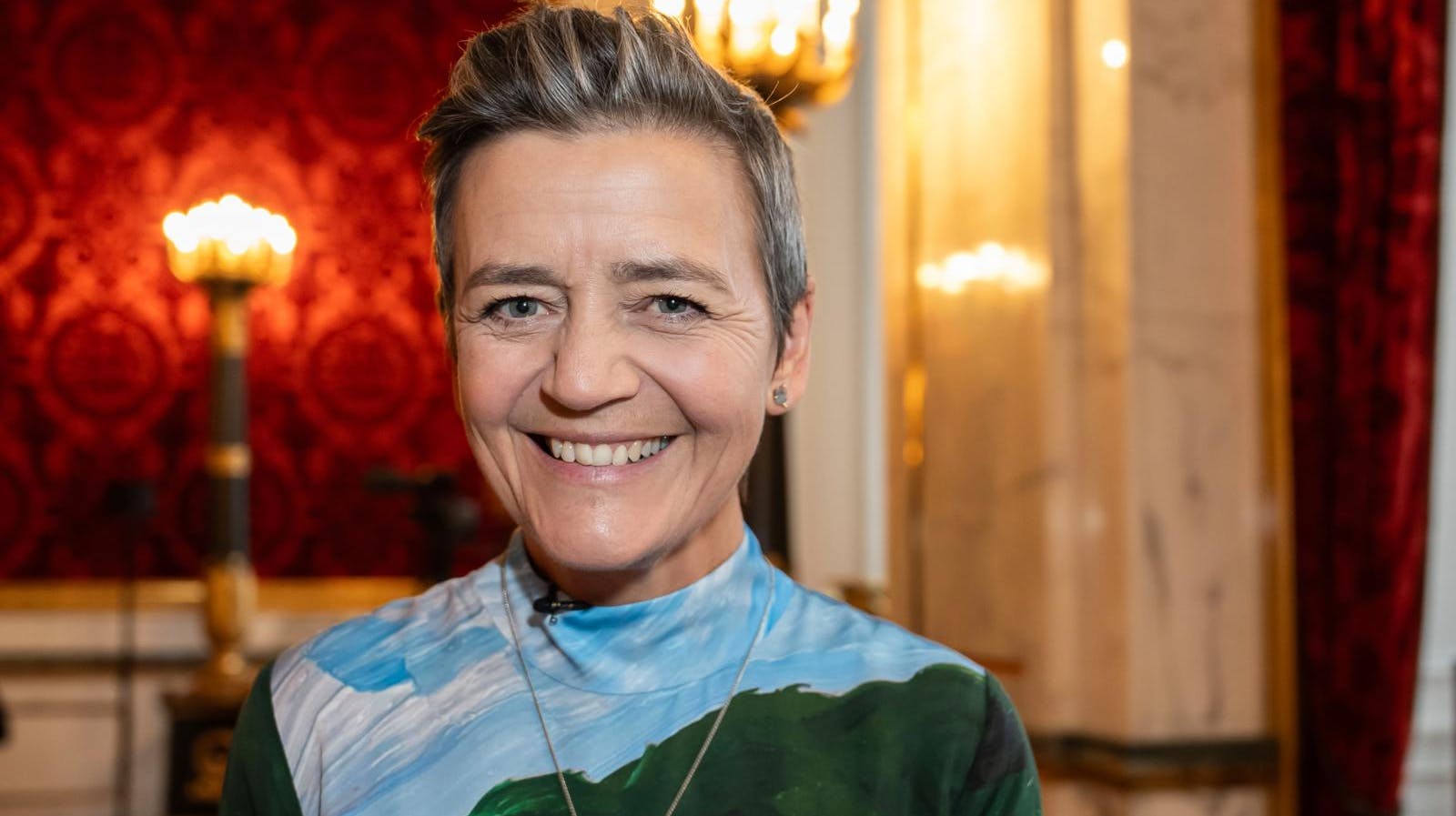 Margrethe Vestager har god grund til at smile for tiden.