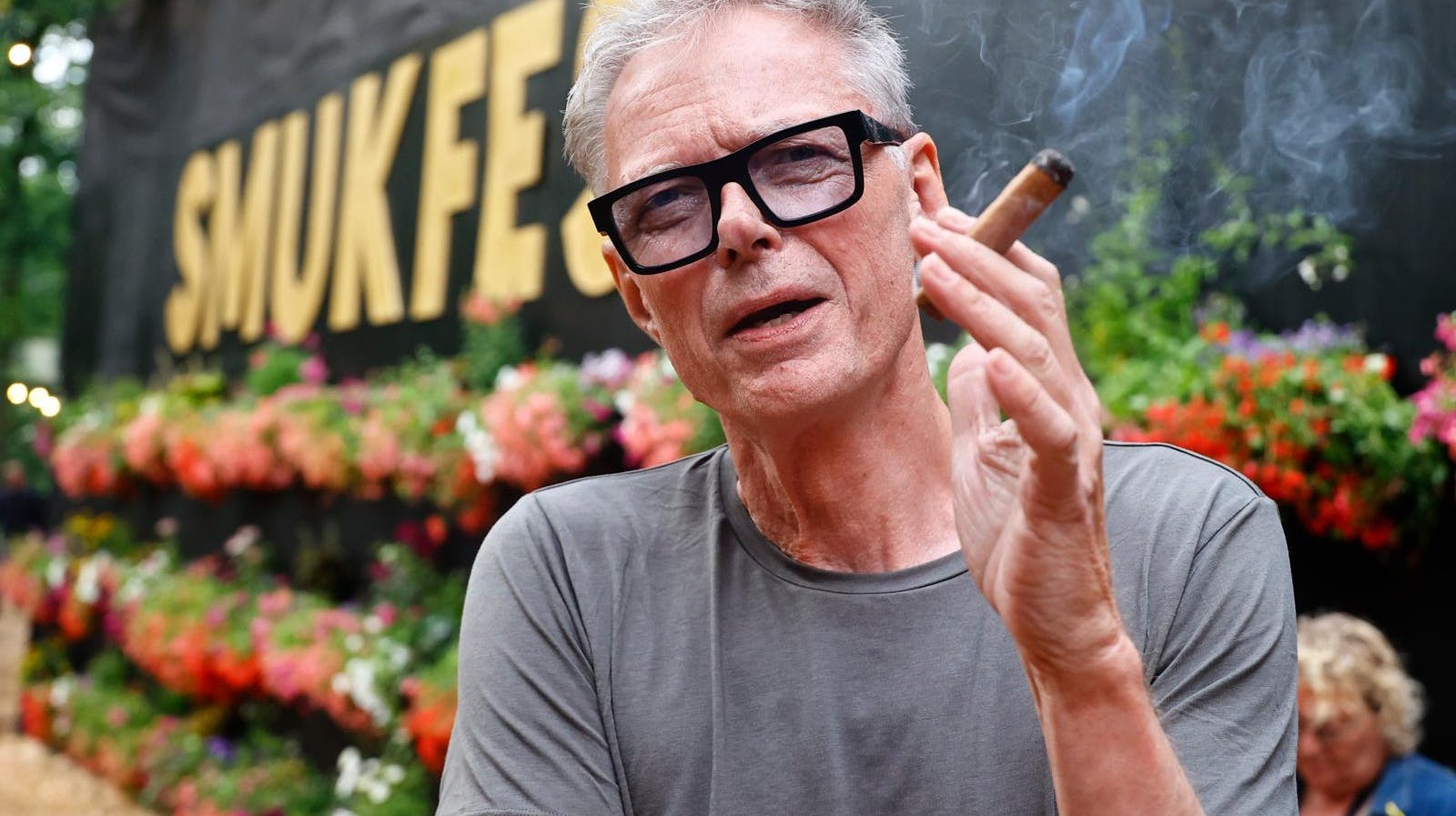 Det har ikke været kedeligt at følge Klaus Riskær Pedersen, som snart fylder 70. Og slutningen bliver også spændende, lover han nu.