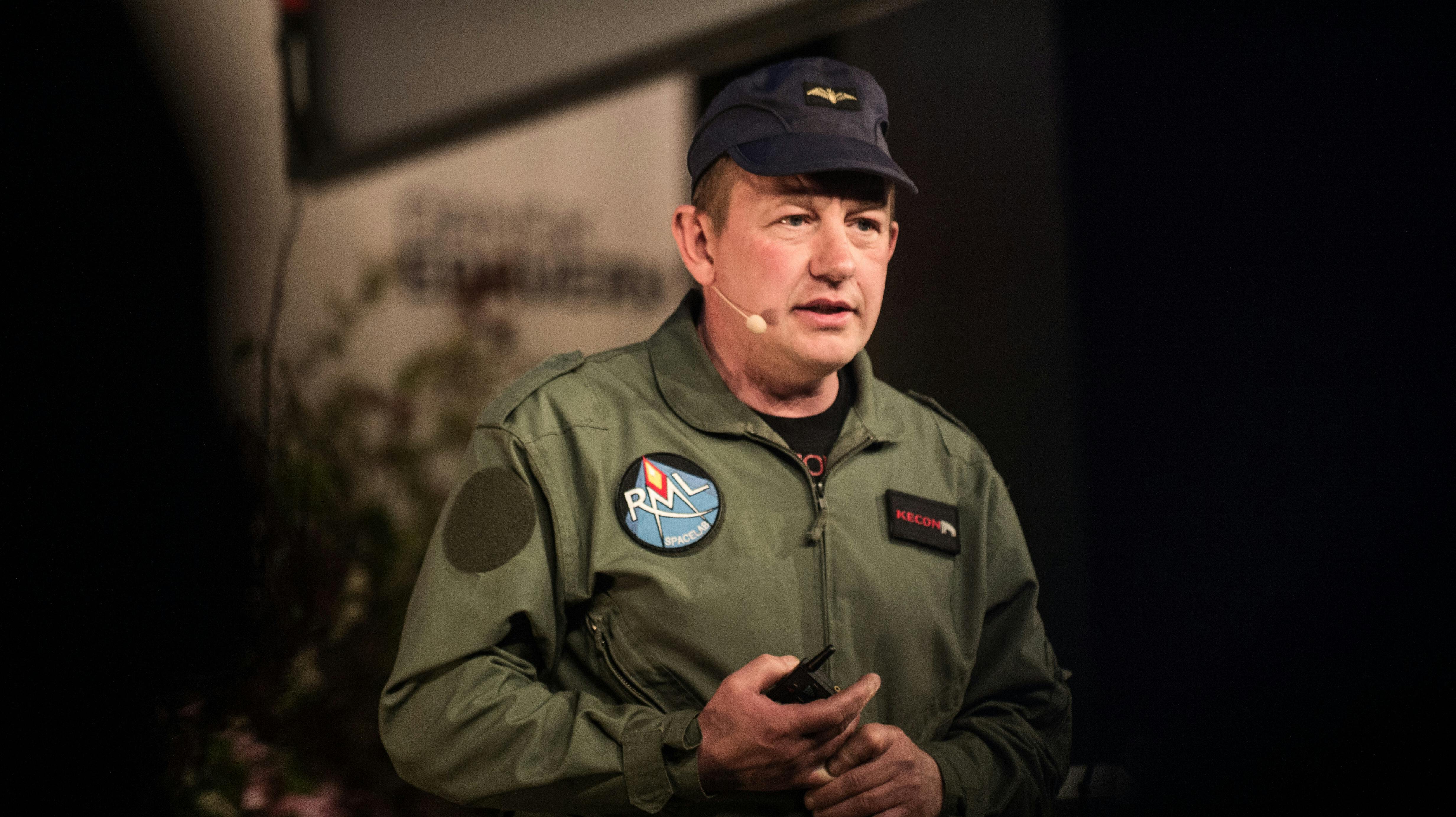 Peter Madsen mente, at det var et brud på menneskerettighederne, hvis ikke han måtte skrive breve til kvinder, mens han sidder i fængsel. Nu har retten talt.