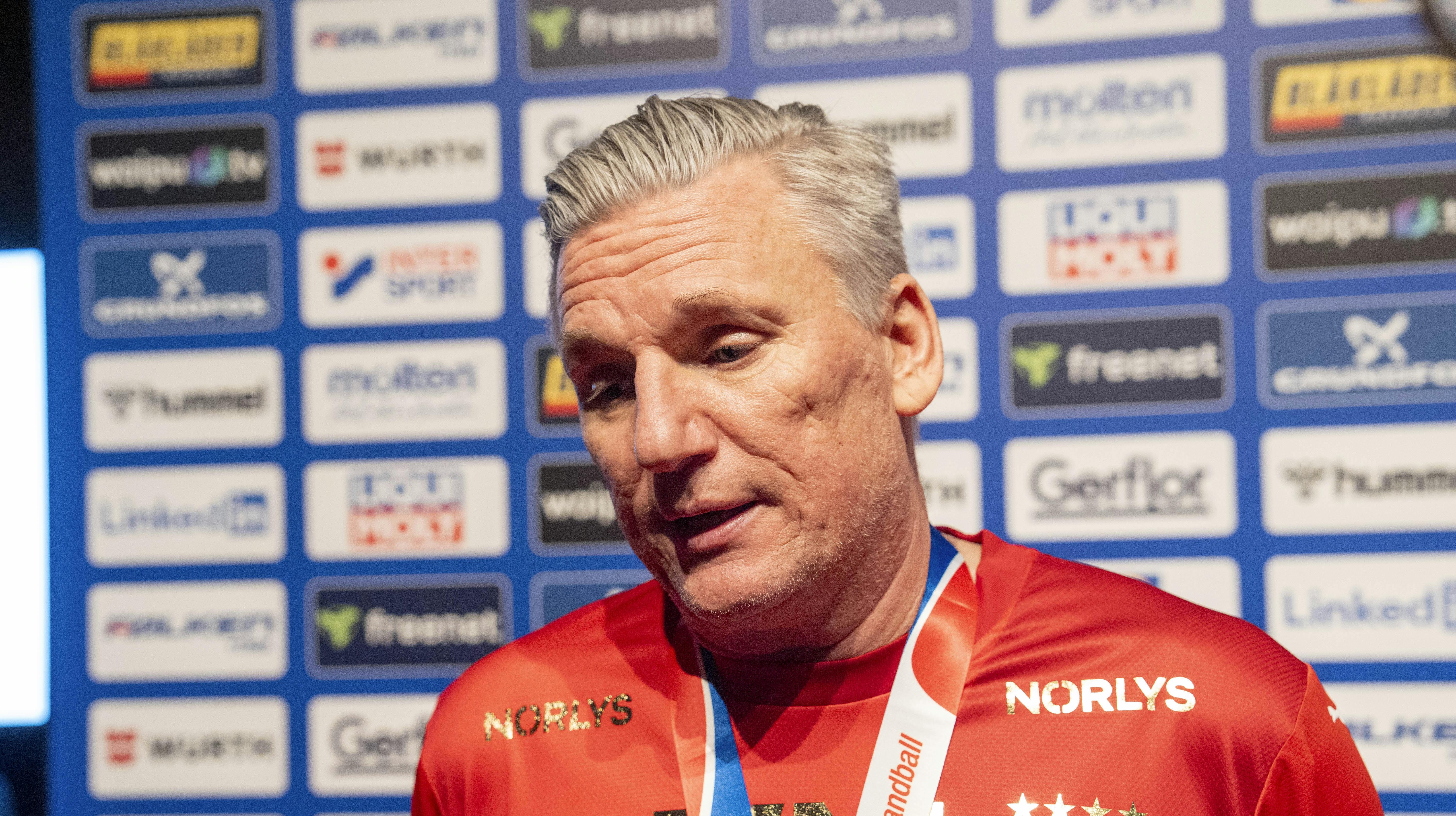 Nikolaj Jacobsen vil blive meget overrasket, hvis ikke Mathias Gidsel vinder prisen. 