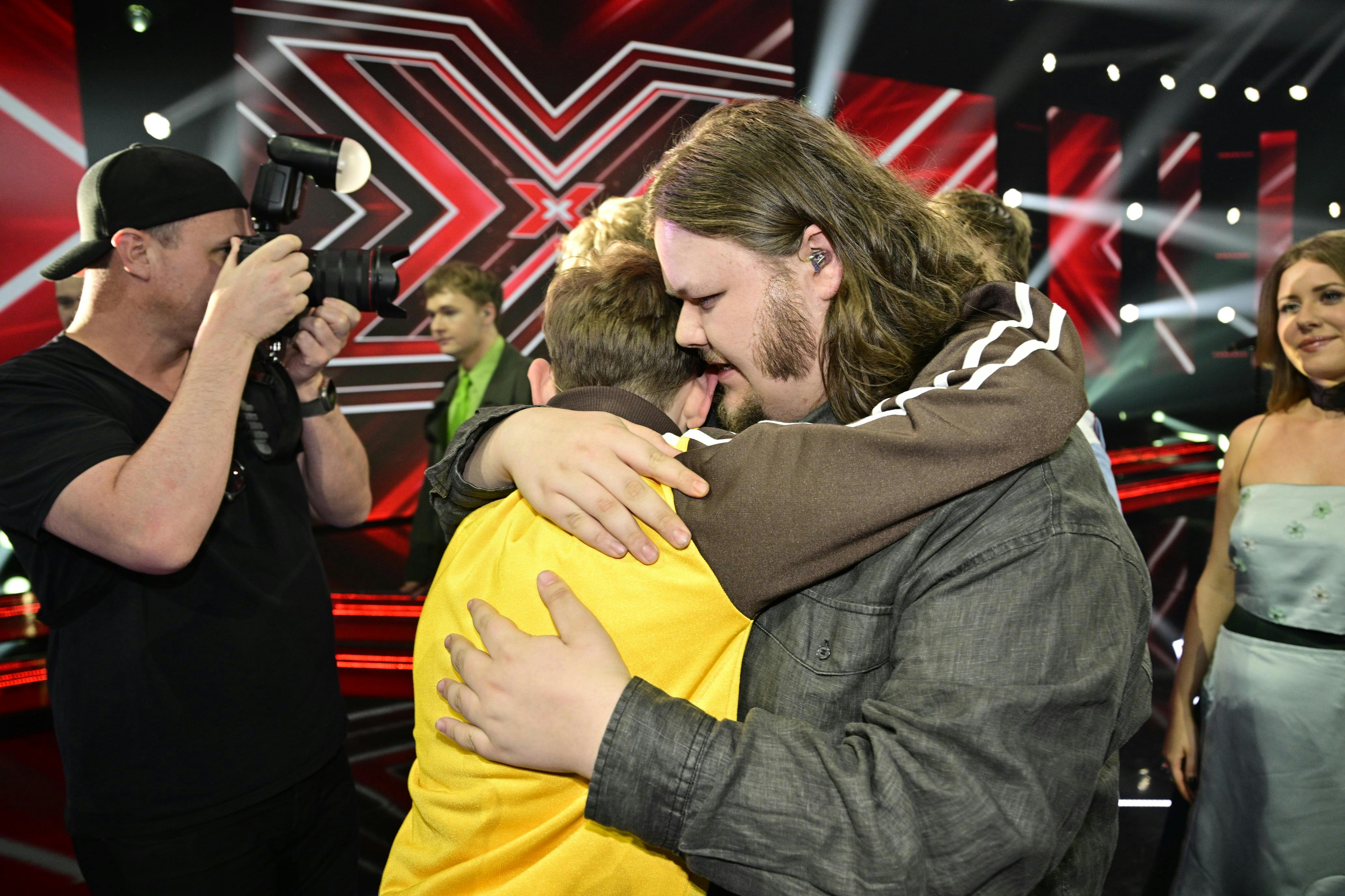 Svend fik sagt ordentligt farvel til Blomster Bror med en krammer efter afgørelsen.