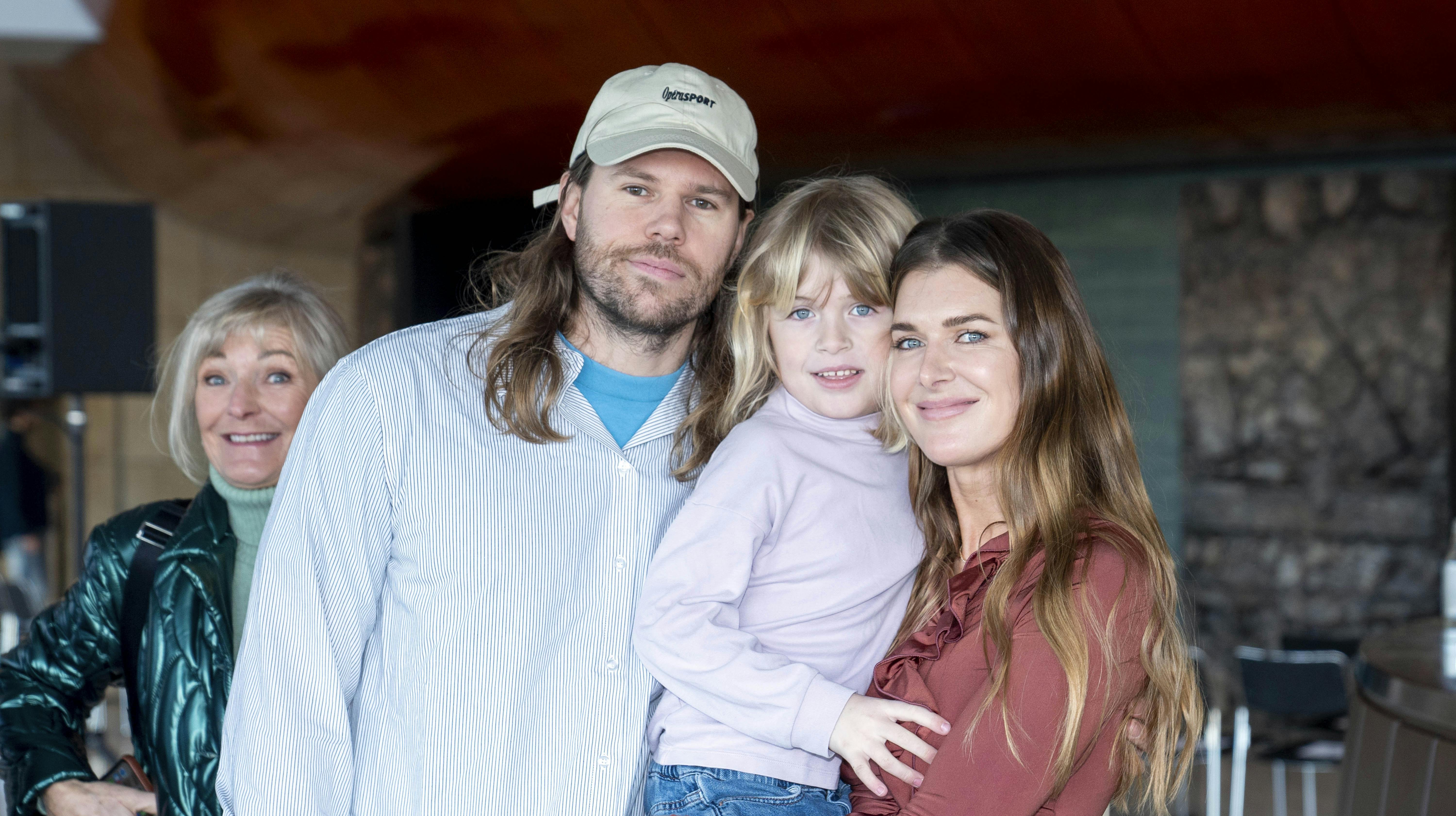 OpéraSPORT-medstifter Stephanie Gundelach, hendes mand Mikkel Hansen og sønnen Eddie Max. 