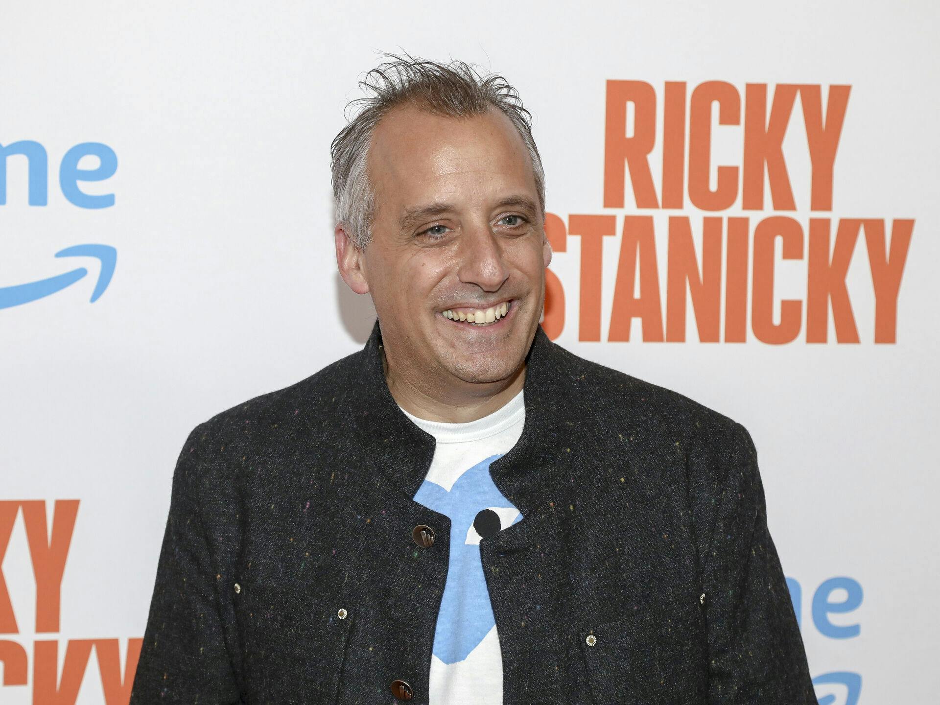 En bruger på TikTok anklager komiker og skuespilleren Joe Gatto for at have udsat hende for et seksuelt overgreb. Nu svarer han tilbage på de voldsomme anklager.