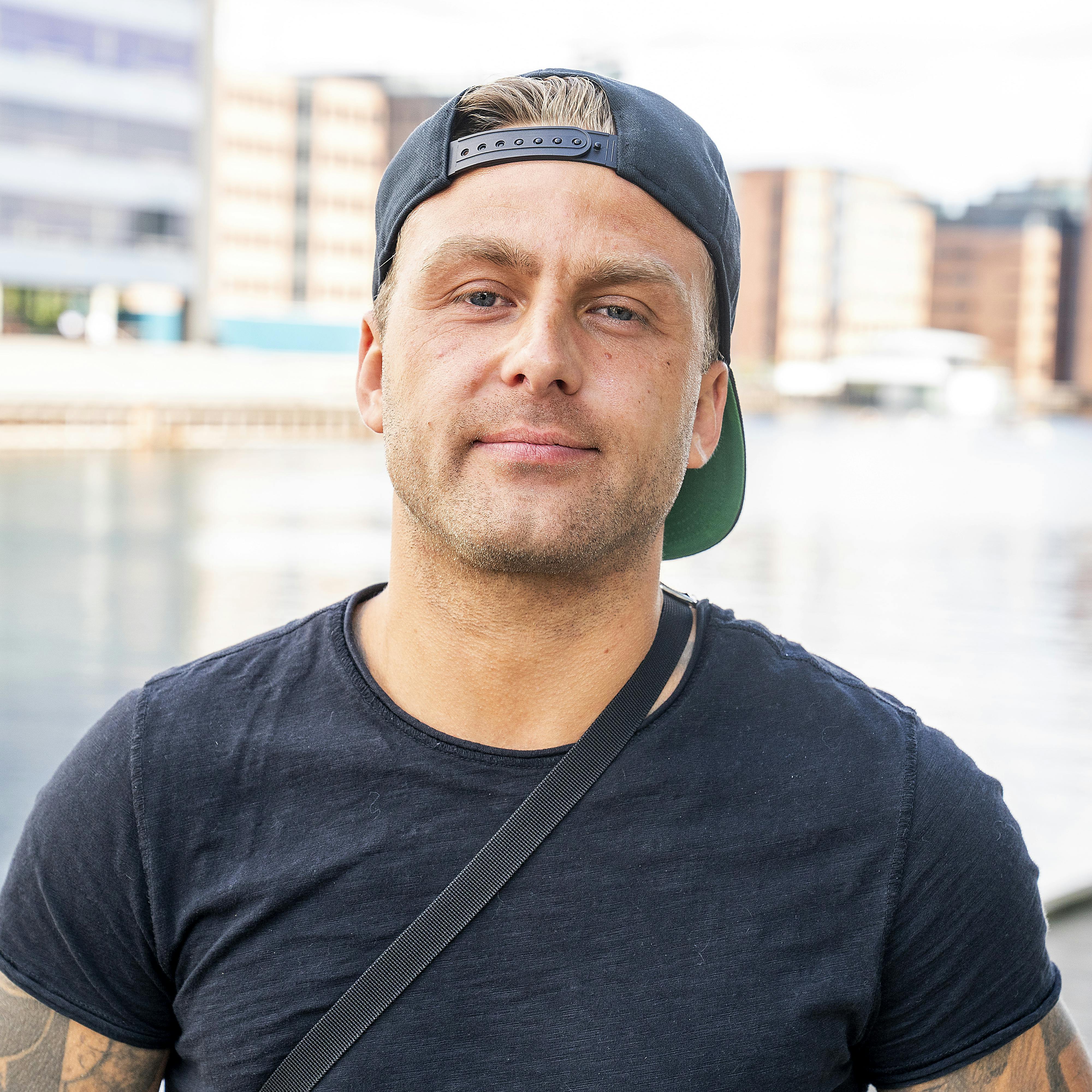Sladderministeriet til Se og Hør DEL 2 med Lenny Pihl & Paradise - Gustav