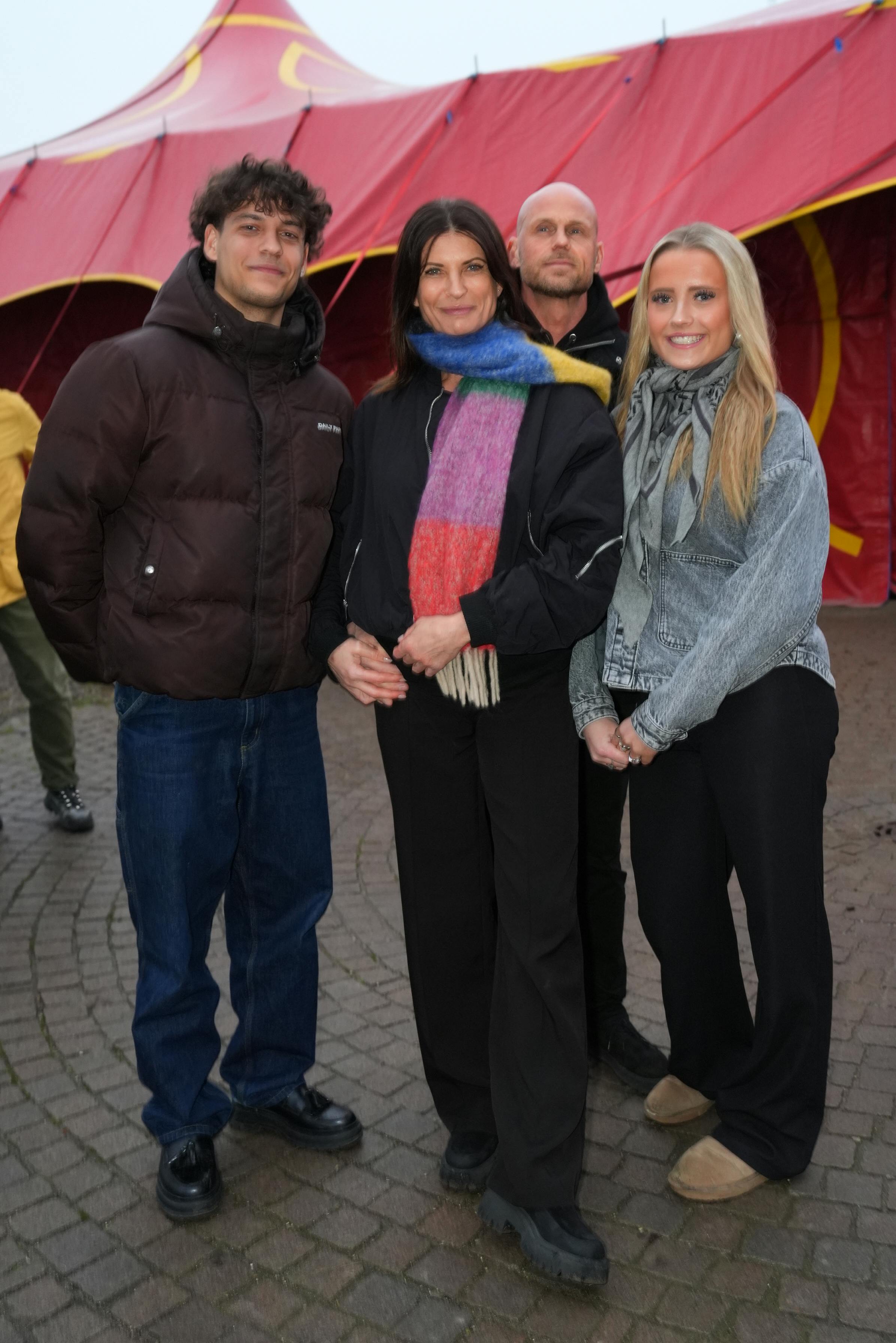 Mai-Britt Vingsøe med familie.